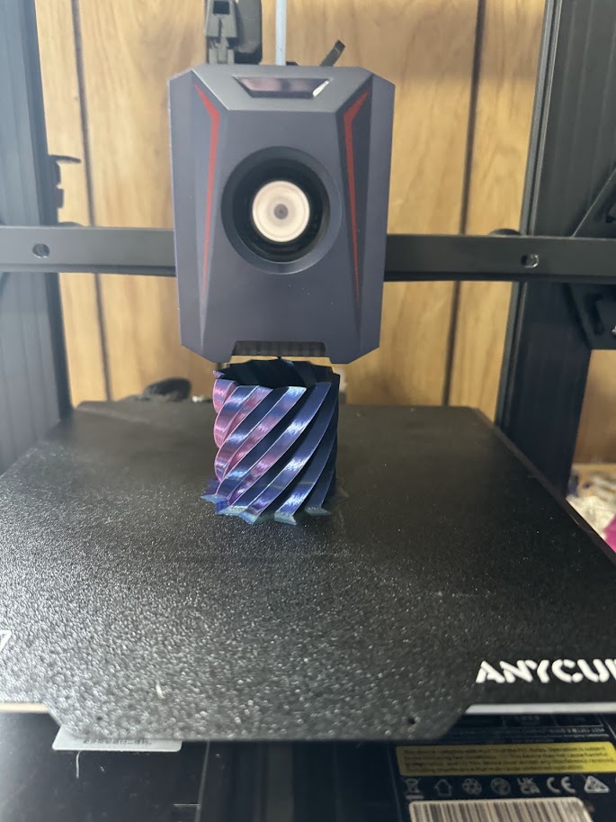 Twisted Star Basic Pen Holder