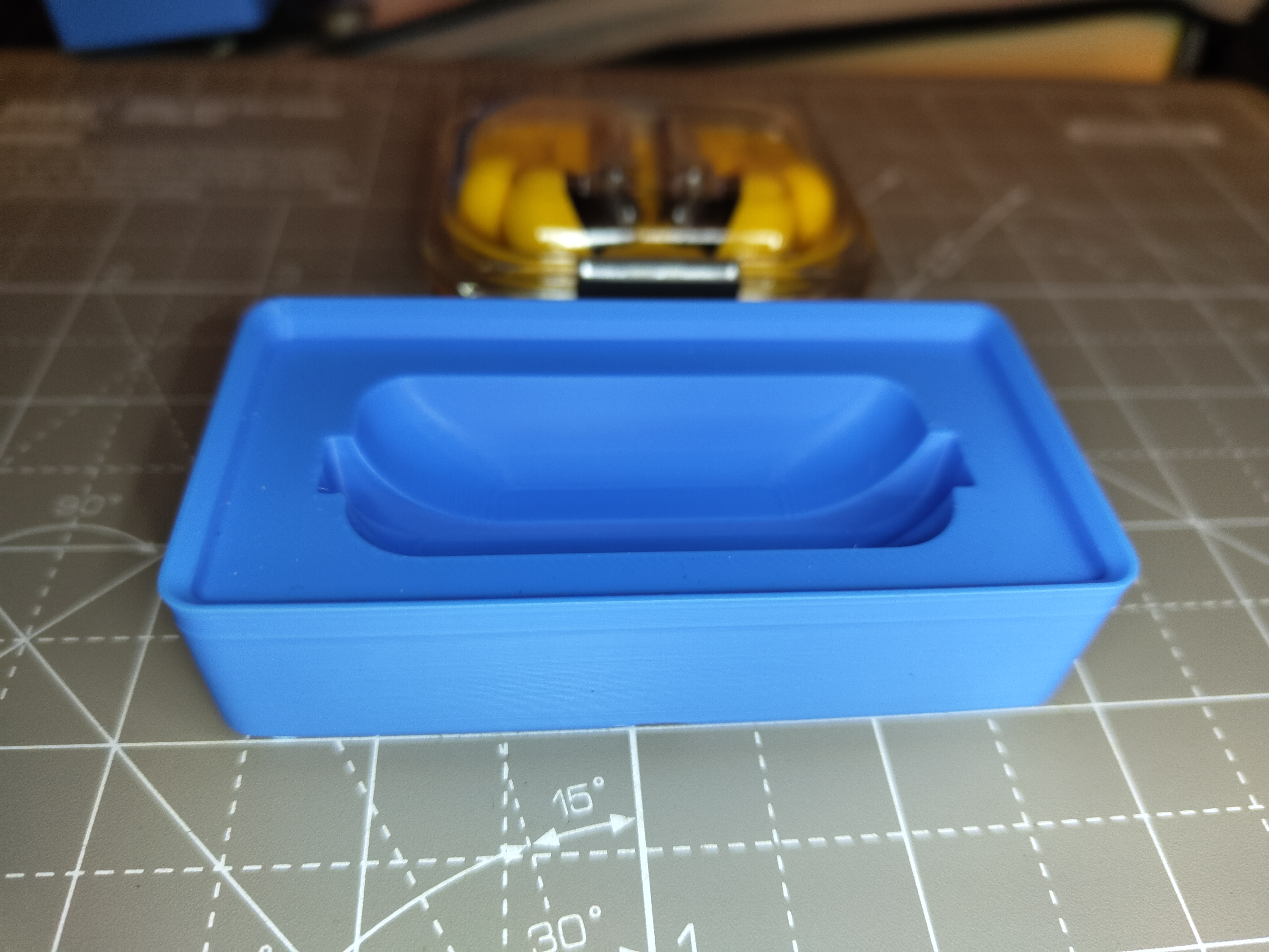 Gridfinity Nothing Ear A case holder