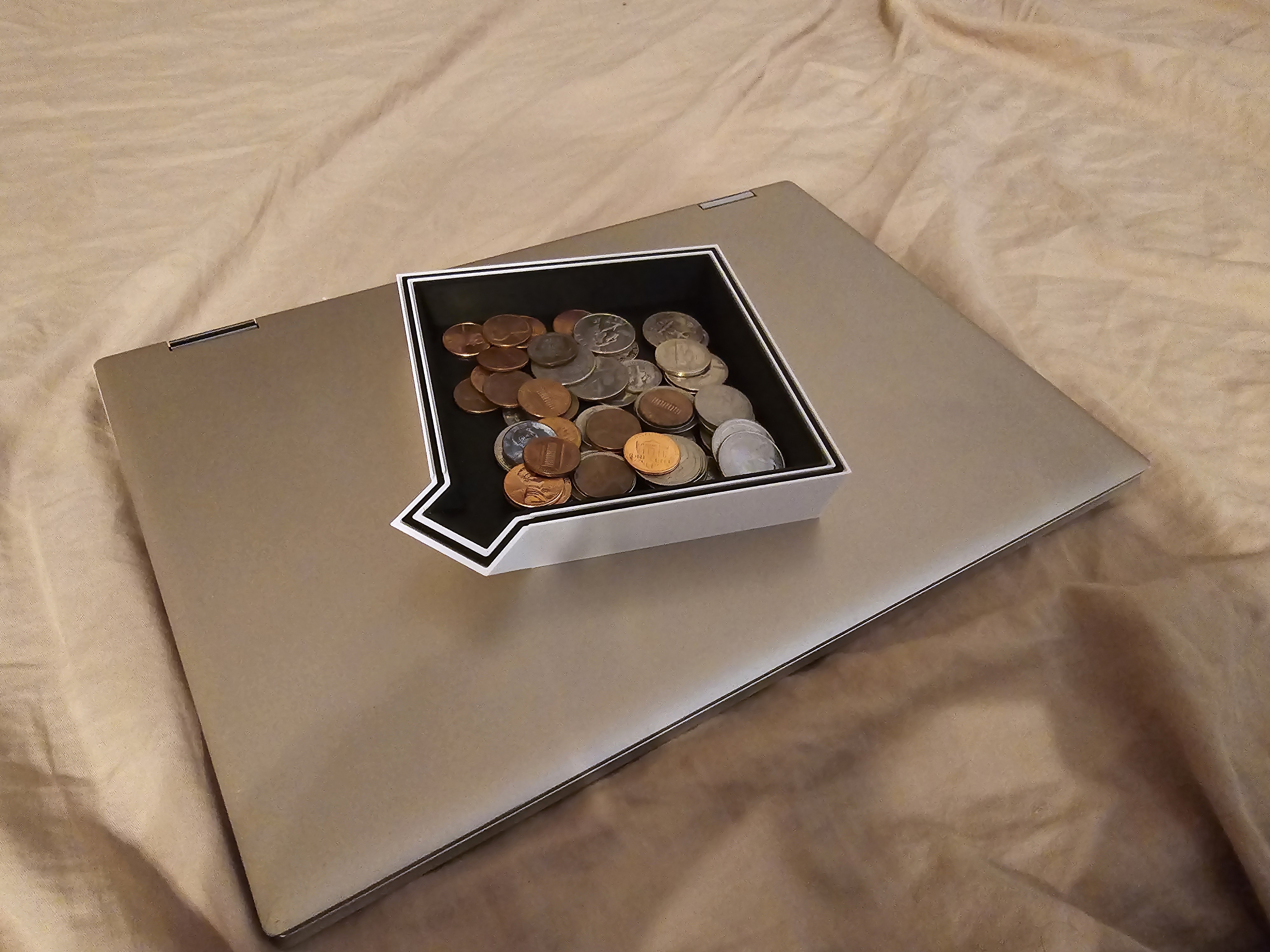 Miniatura 2 do modelo 3D Nesting stacking coin sorting trays