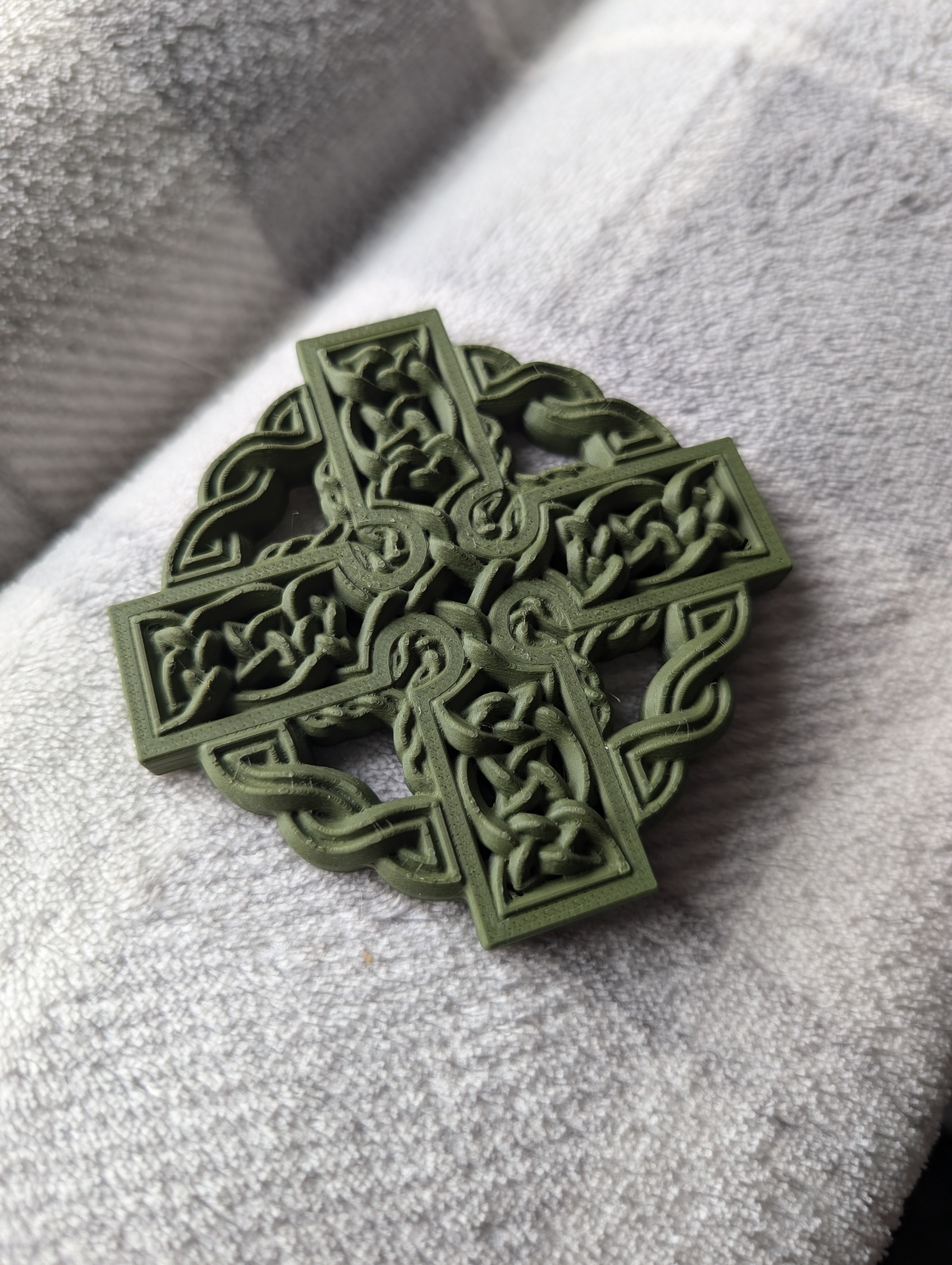 Celtic Cross Mountable - Embedded M3 Nuts