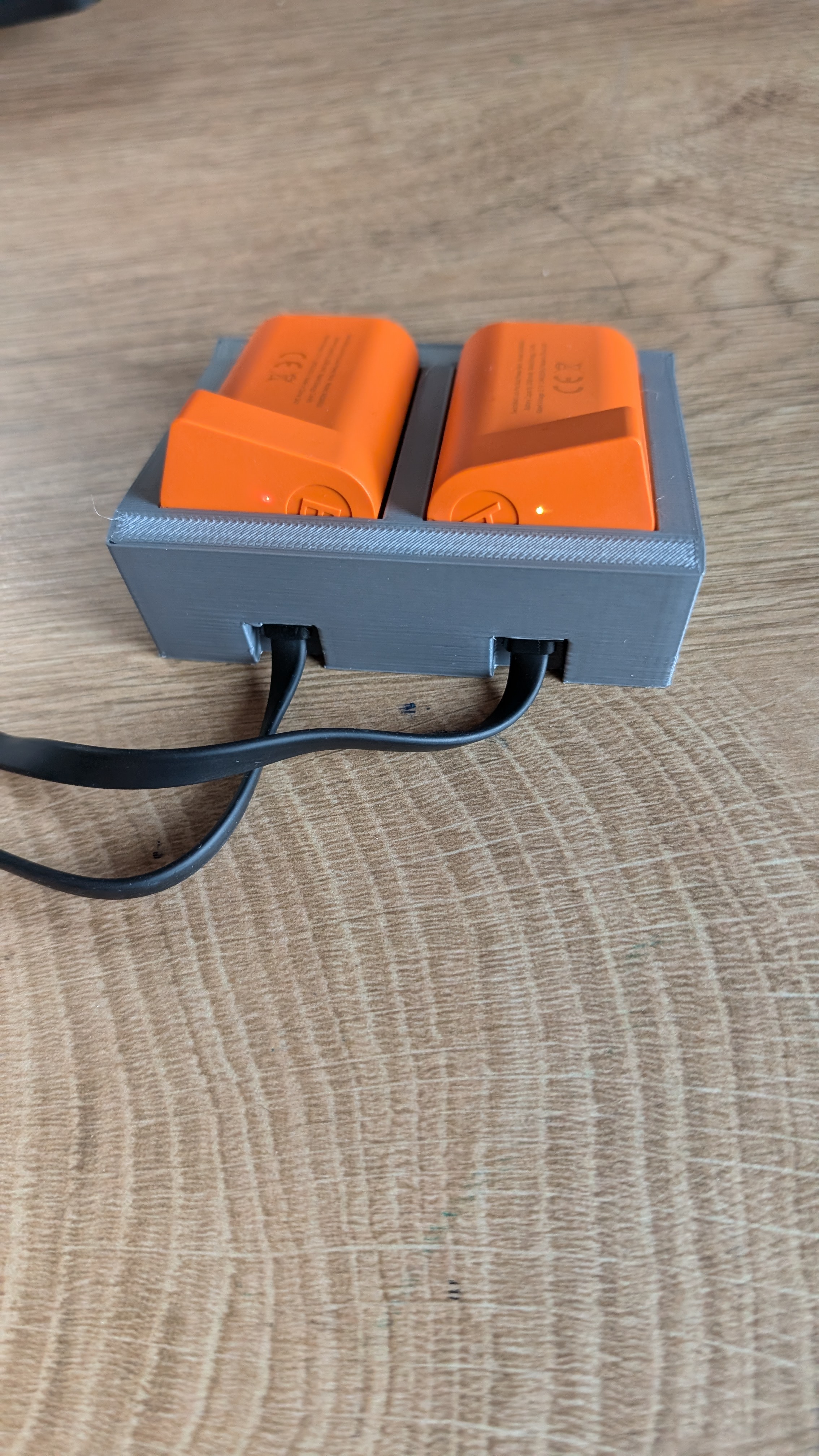 Switchbot Lock-Pro charging dock — thumbnail 2