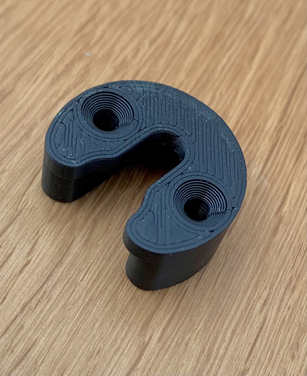 Concealed bracket Regalhalter versteckt Covered Holder