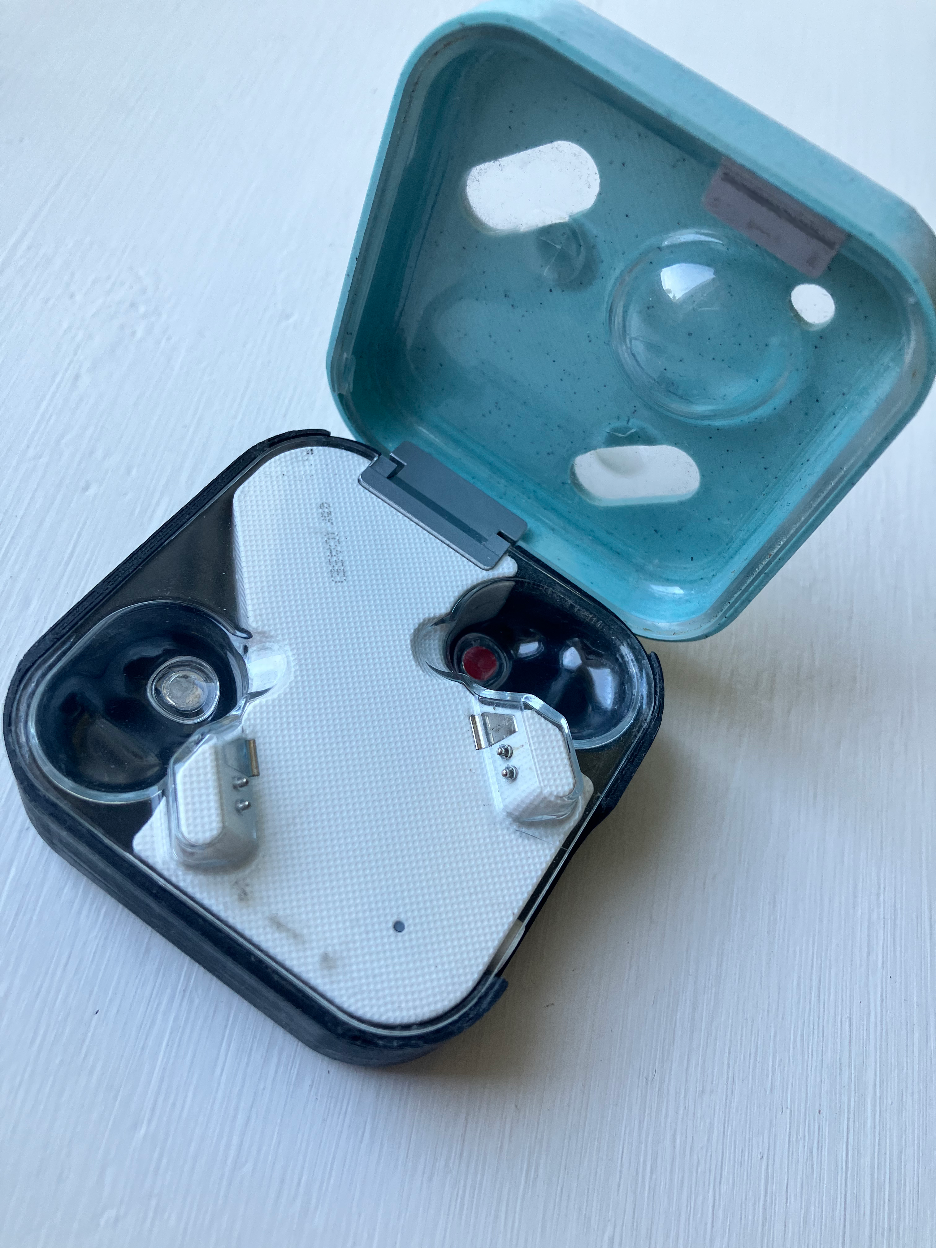 Nothing Ear 1 - Case replacement — miniatura 4