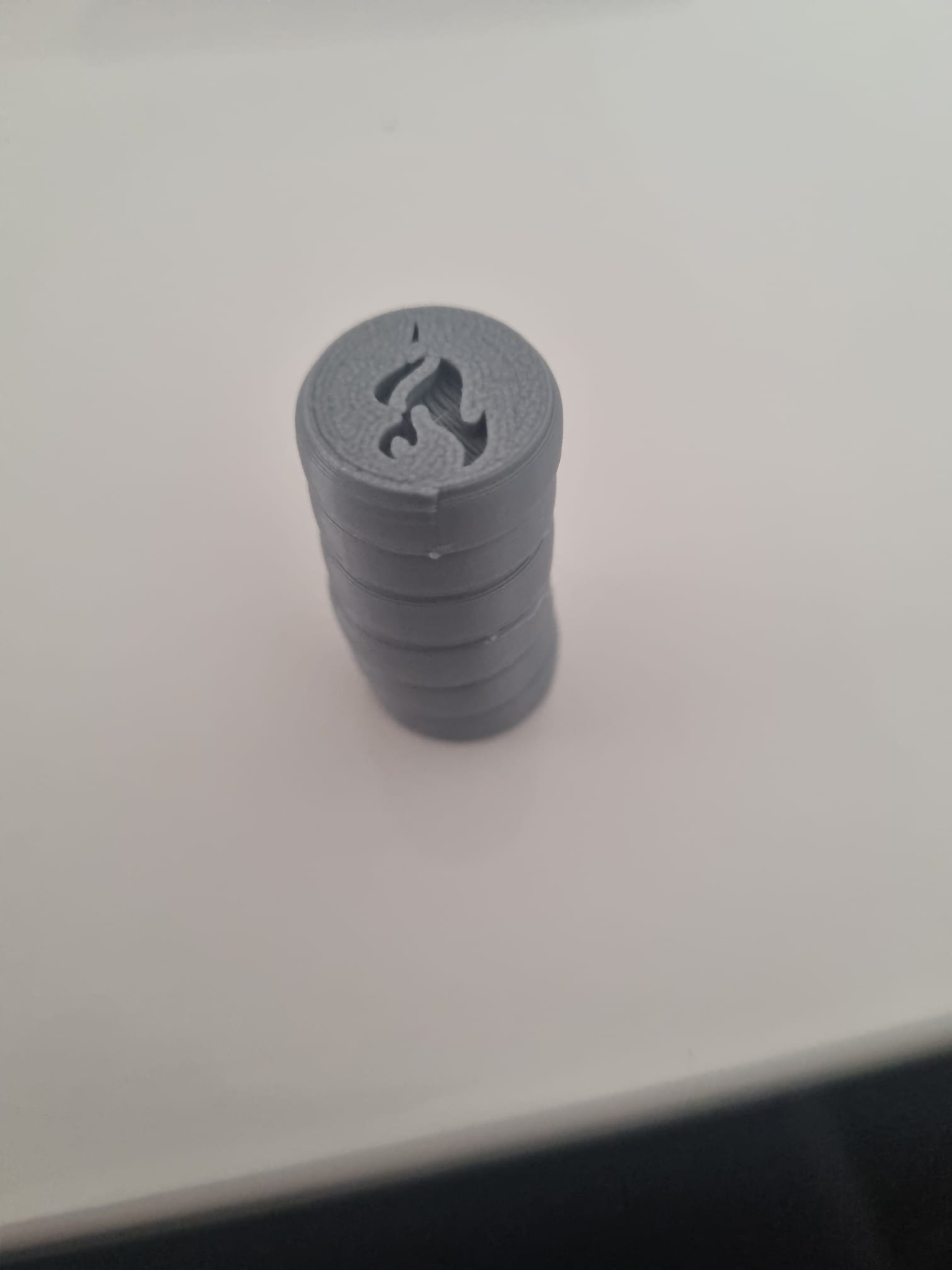 Boardgame fire token — miniatura 2