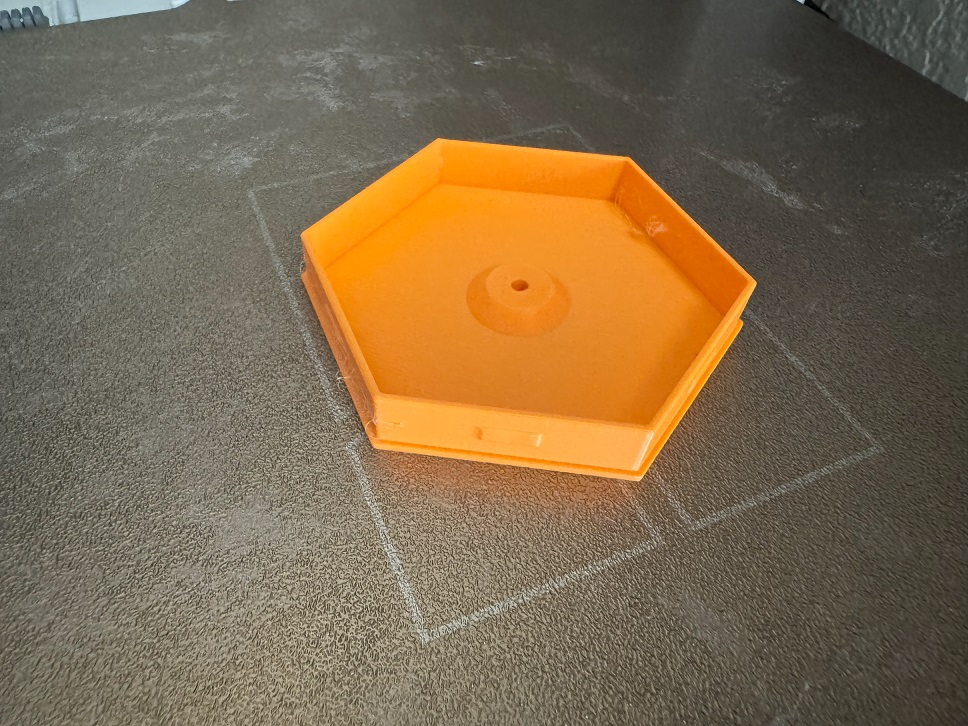 Modular Desktop Fountain Solid Plat with Center Screw Hole