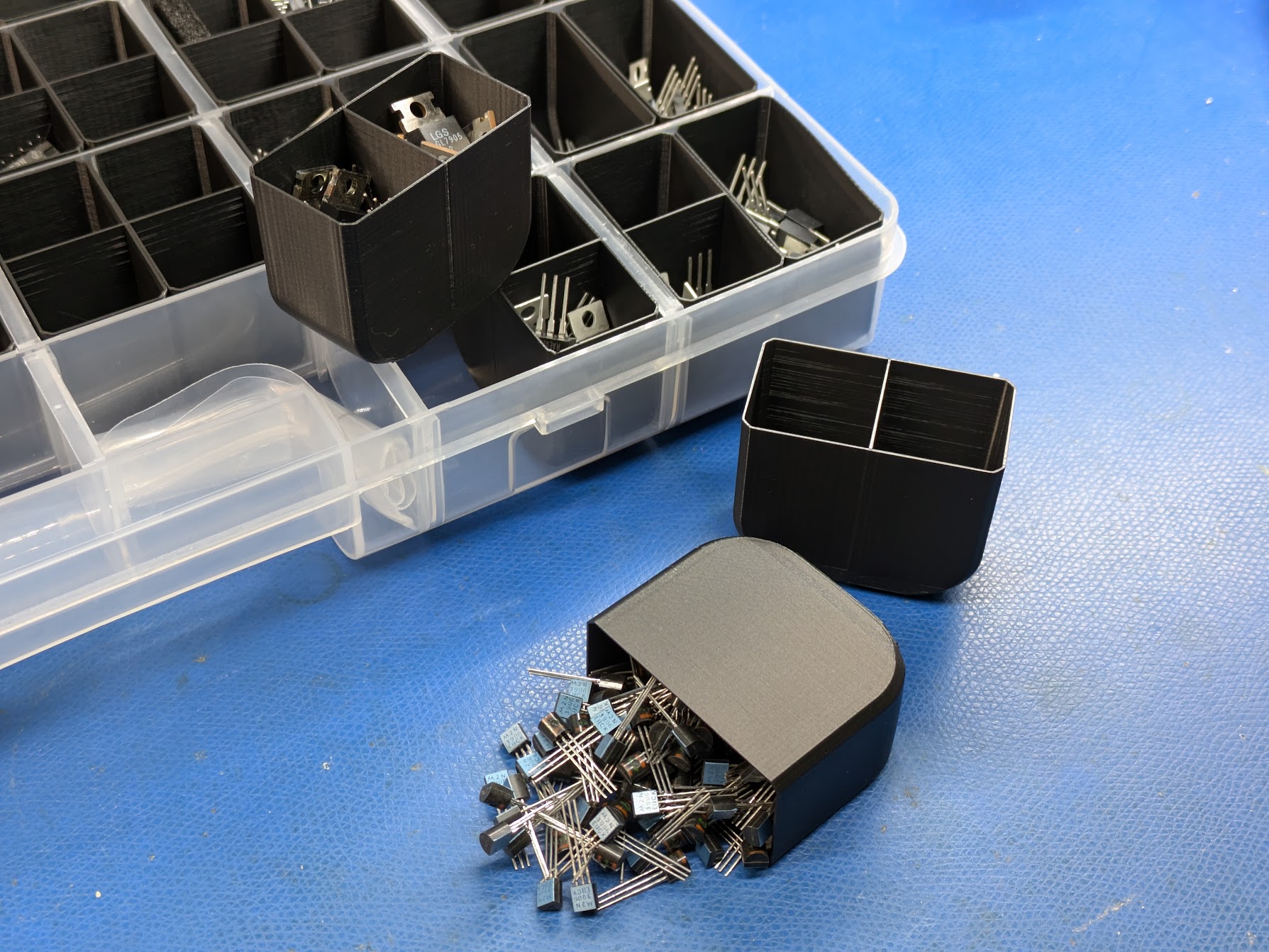 Efficient Mini-Bins for STOREHOUSE 24 Compartment Containers