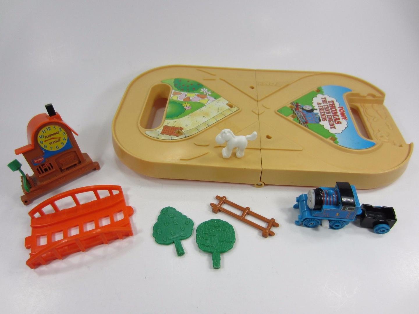 TOMY Thomas The Tank Engine Fold & Go Folding Mini Wind-Up Train Set