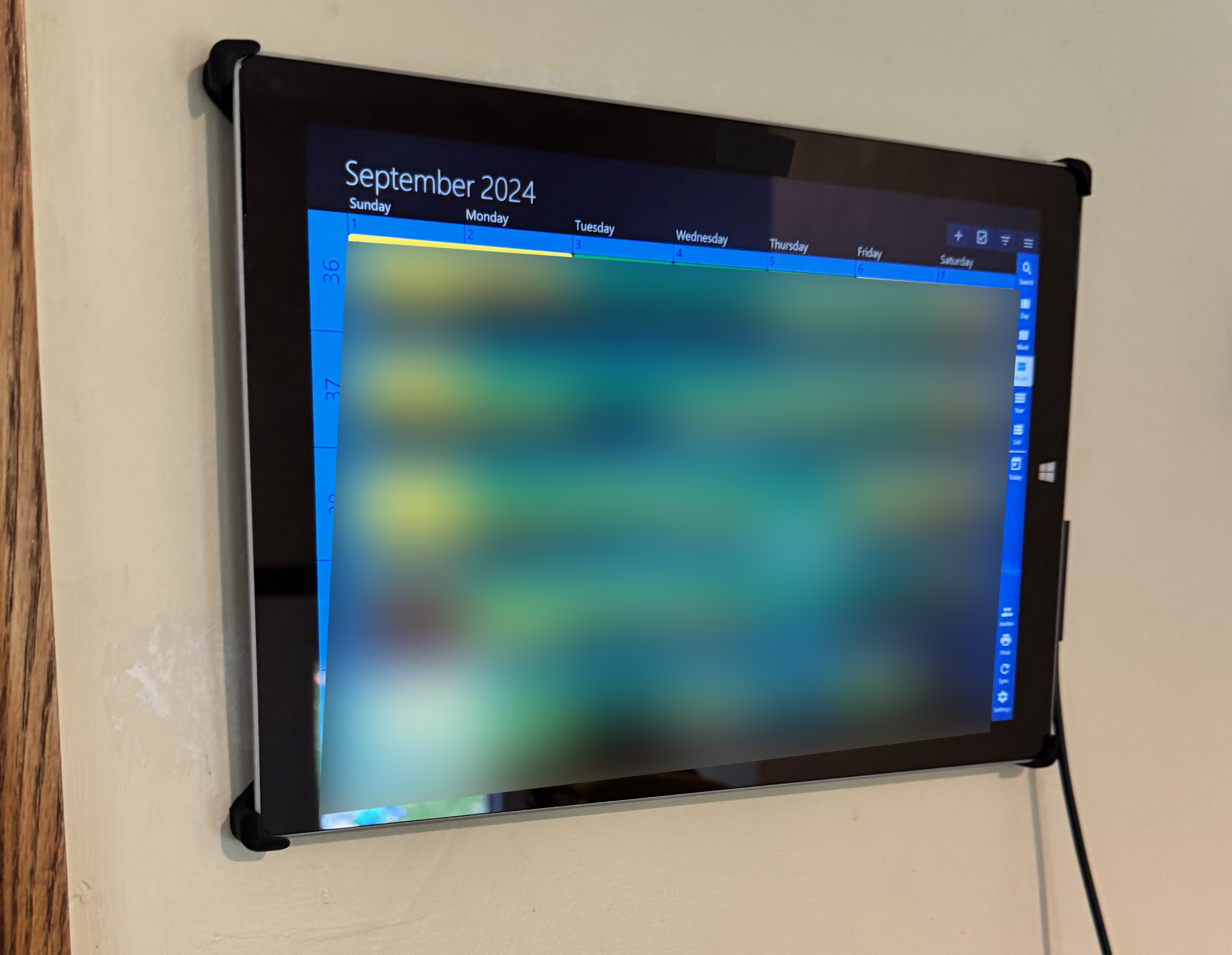 Surface Pro 3 Minimalist Wall Mount