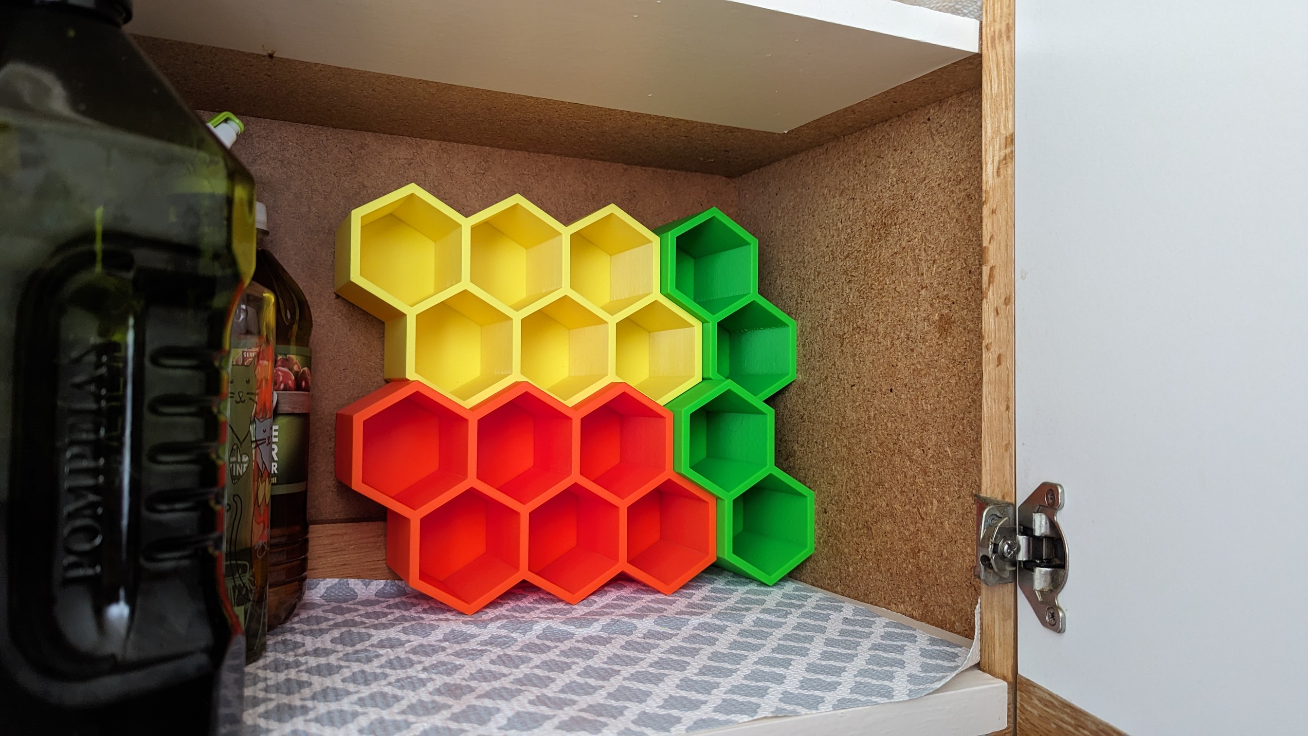 Miniatura 3 do modelo 3D Stackable Honeycomb Spice Rack