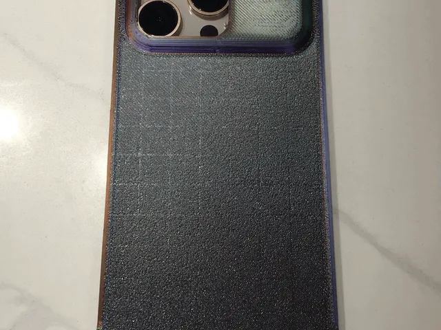 iPhone 16 Pro slim case