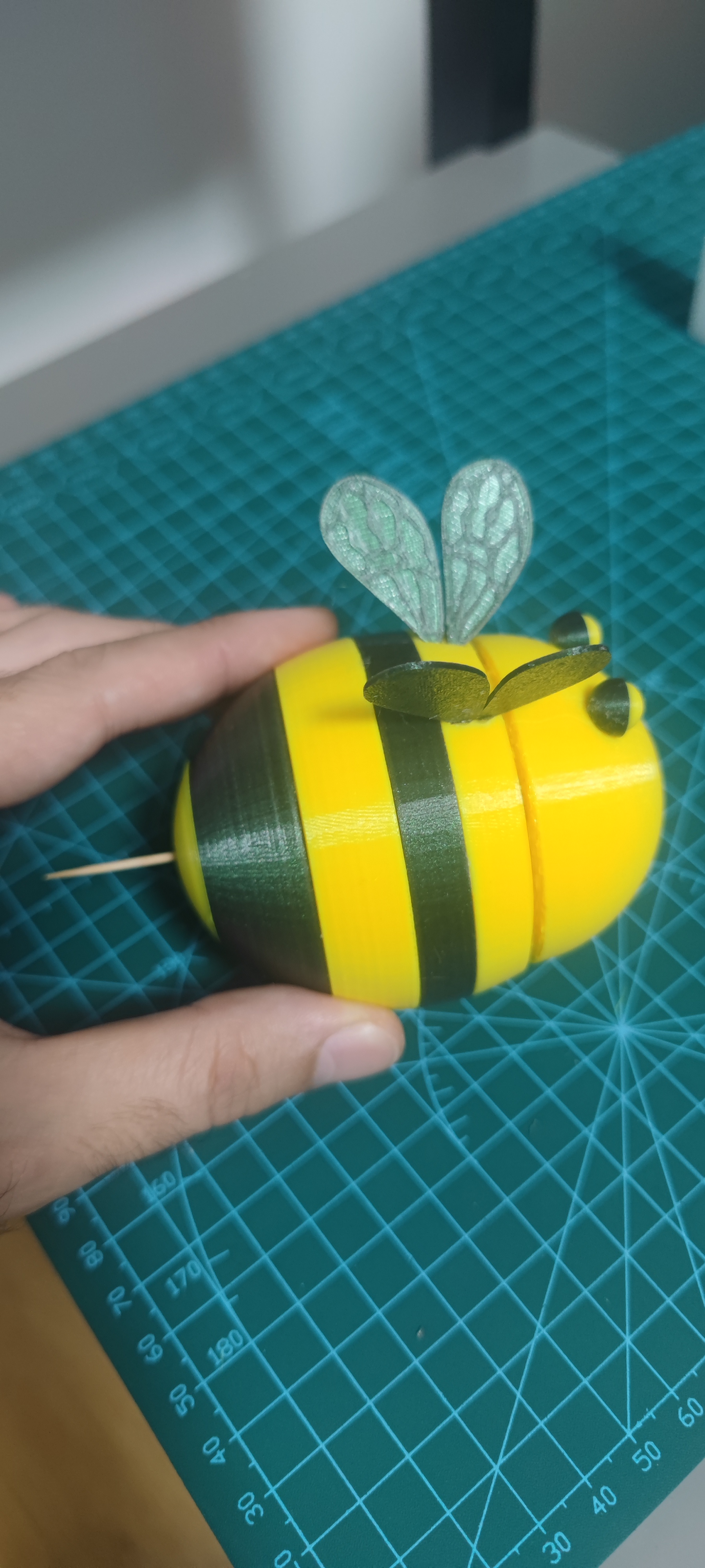 Double-color Bee toothpick holder