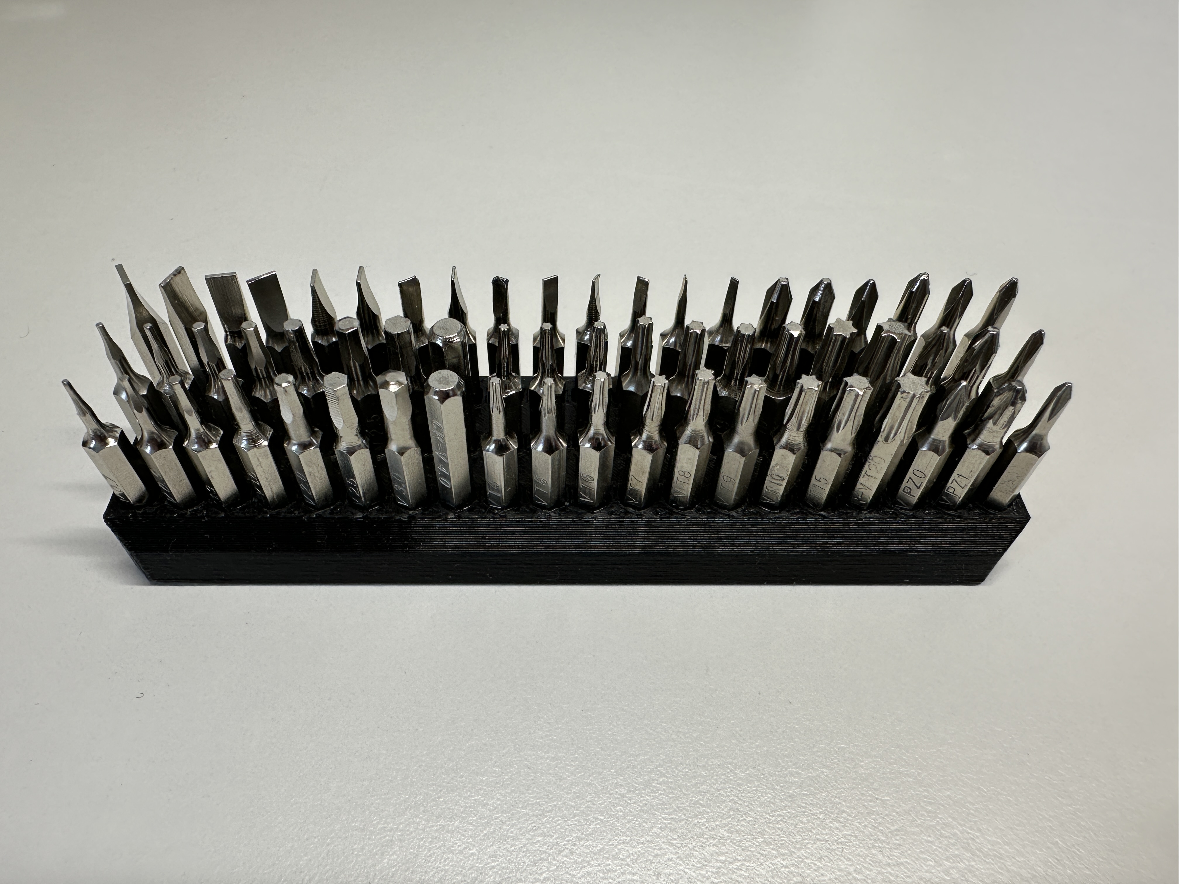 Bit Holder for 60 4mm Mini-Bits — miniatura 3