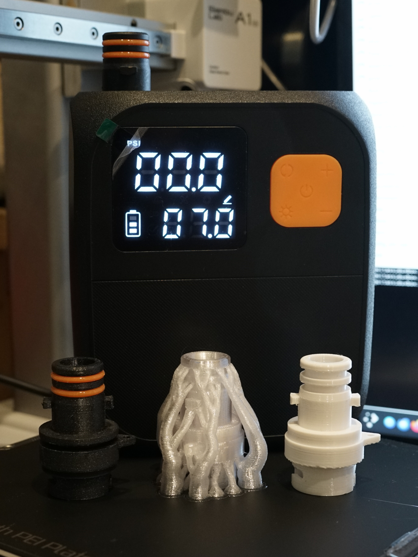 Adapter Duotone Wing für elektrische Luftpumpe bis 25 PSI.