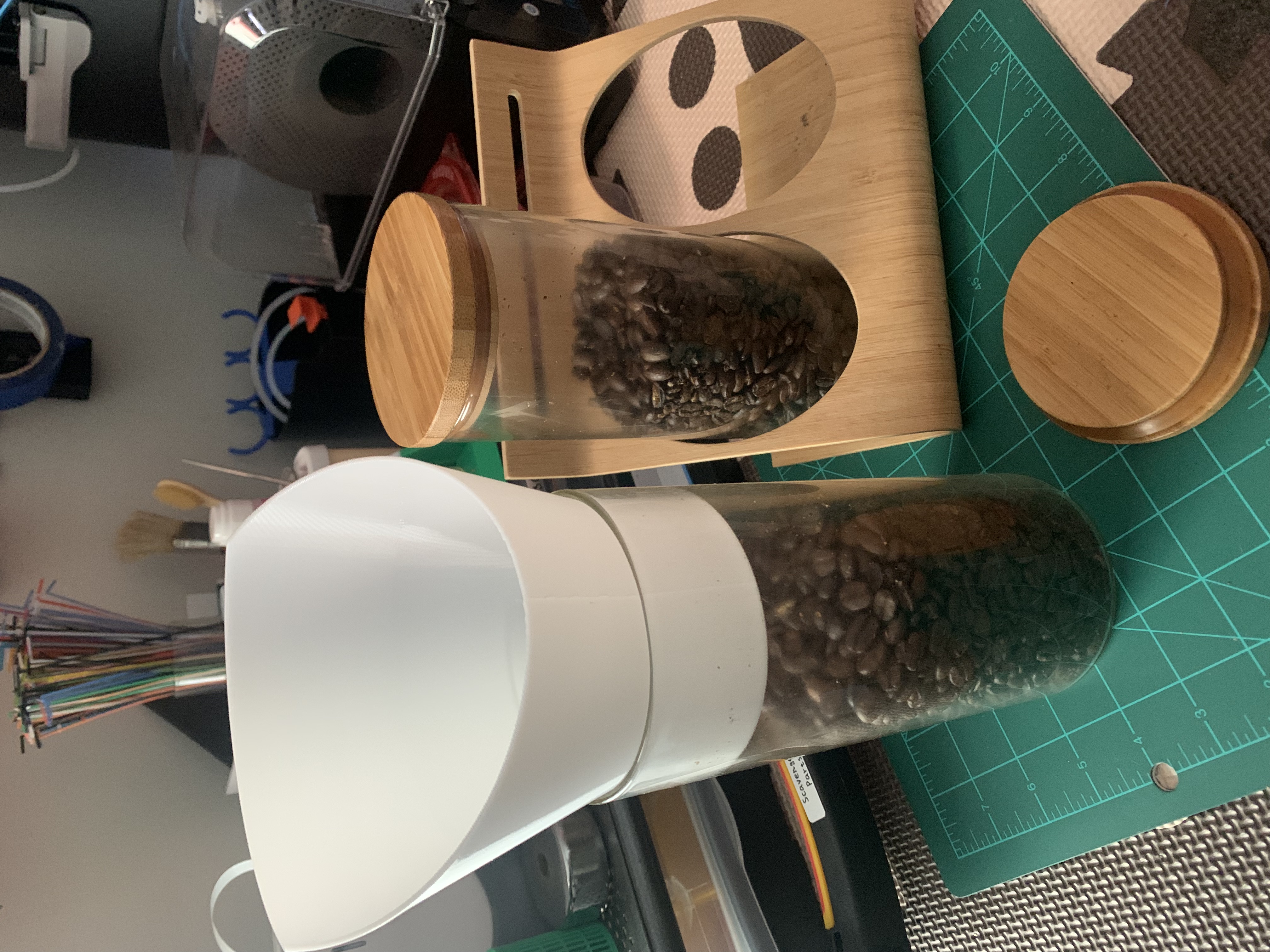 Coffee bean funnel