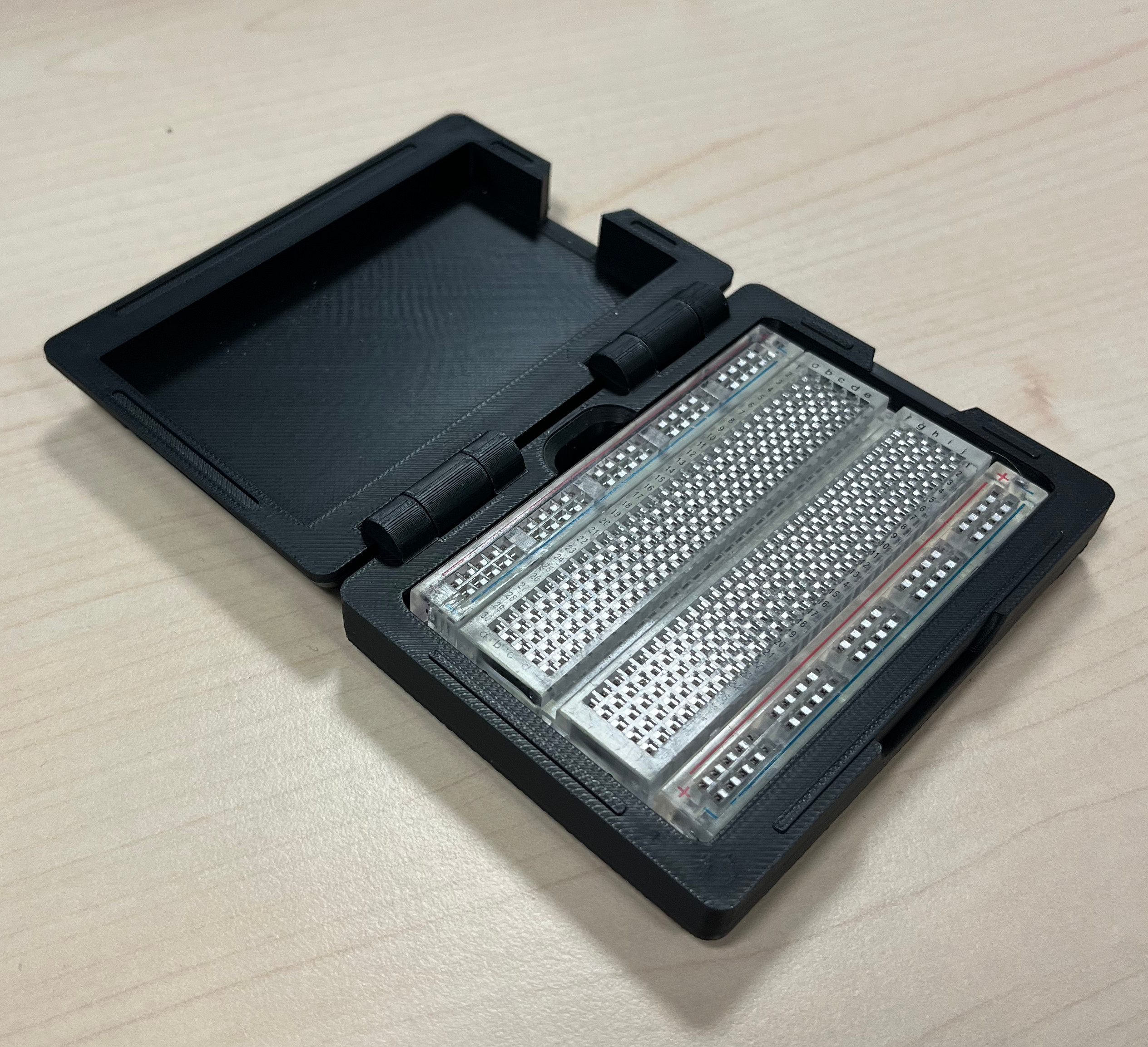Half-sized Breadboard Travel Box