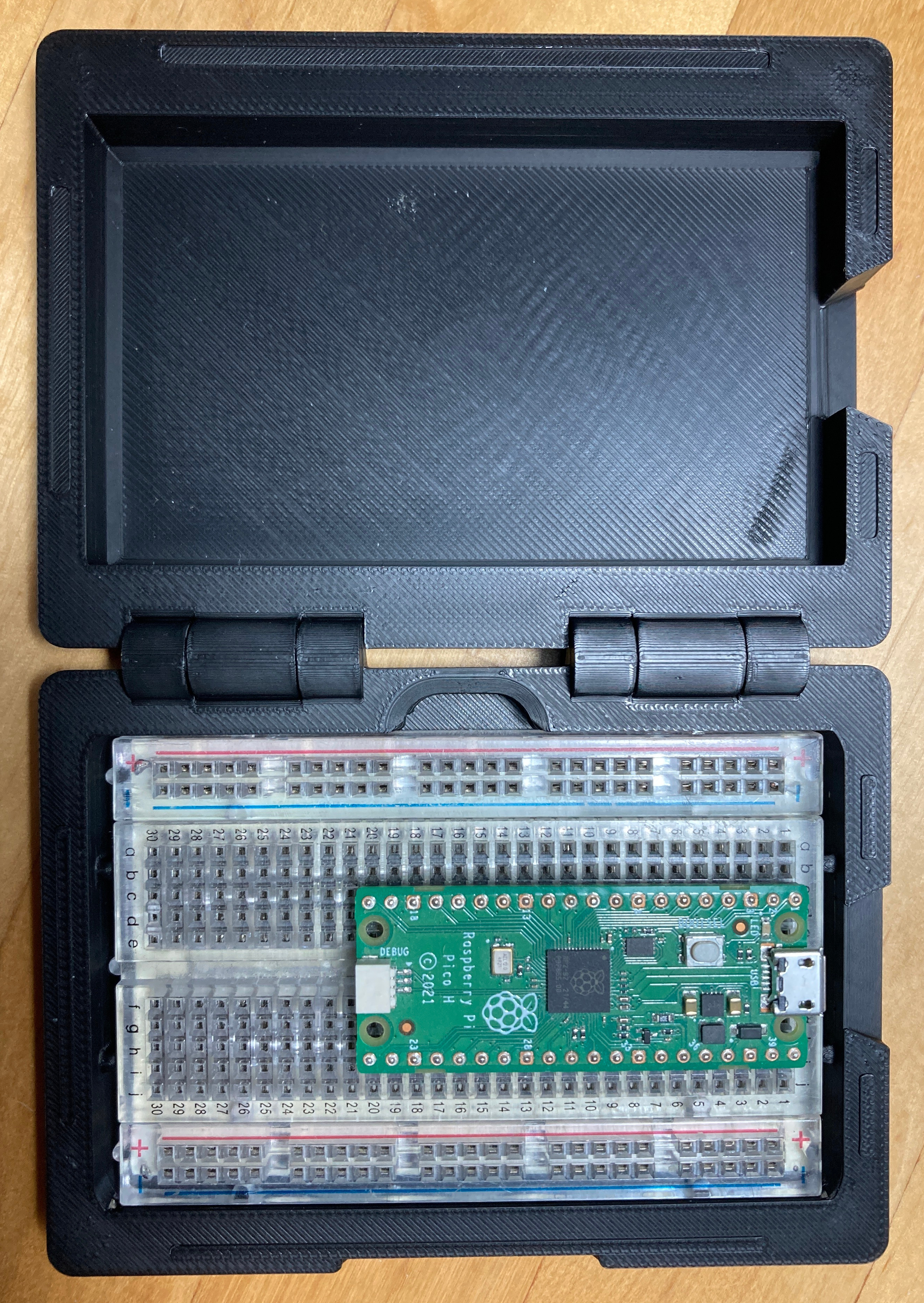 Half-sized Breadboard Travel Box — miniatura 2