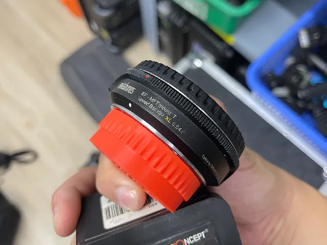Metabones EF M43 T Speed Booster XL 0.64x cap