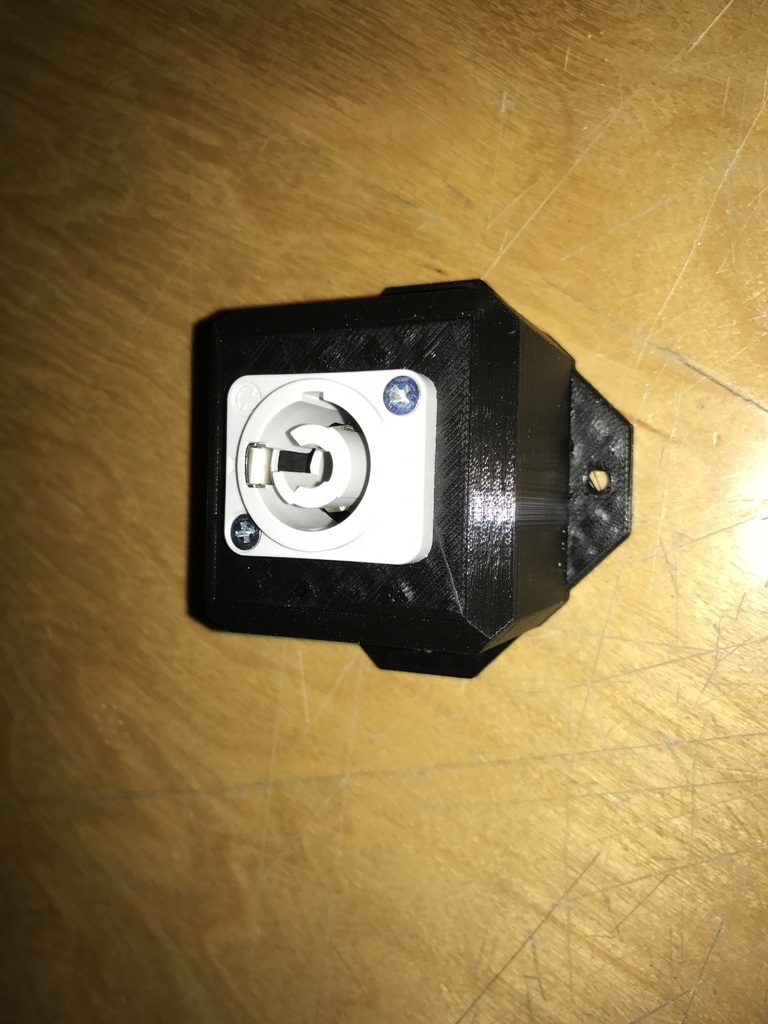 PowerCON Steckdose MK2 — thumbnail 5