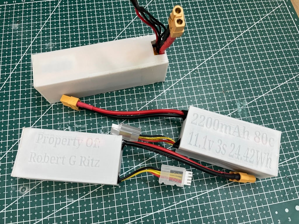 Hard battery case for HOOVO 3S Lipo Battery 2200mAh 80C 11.1V