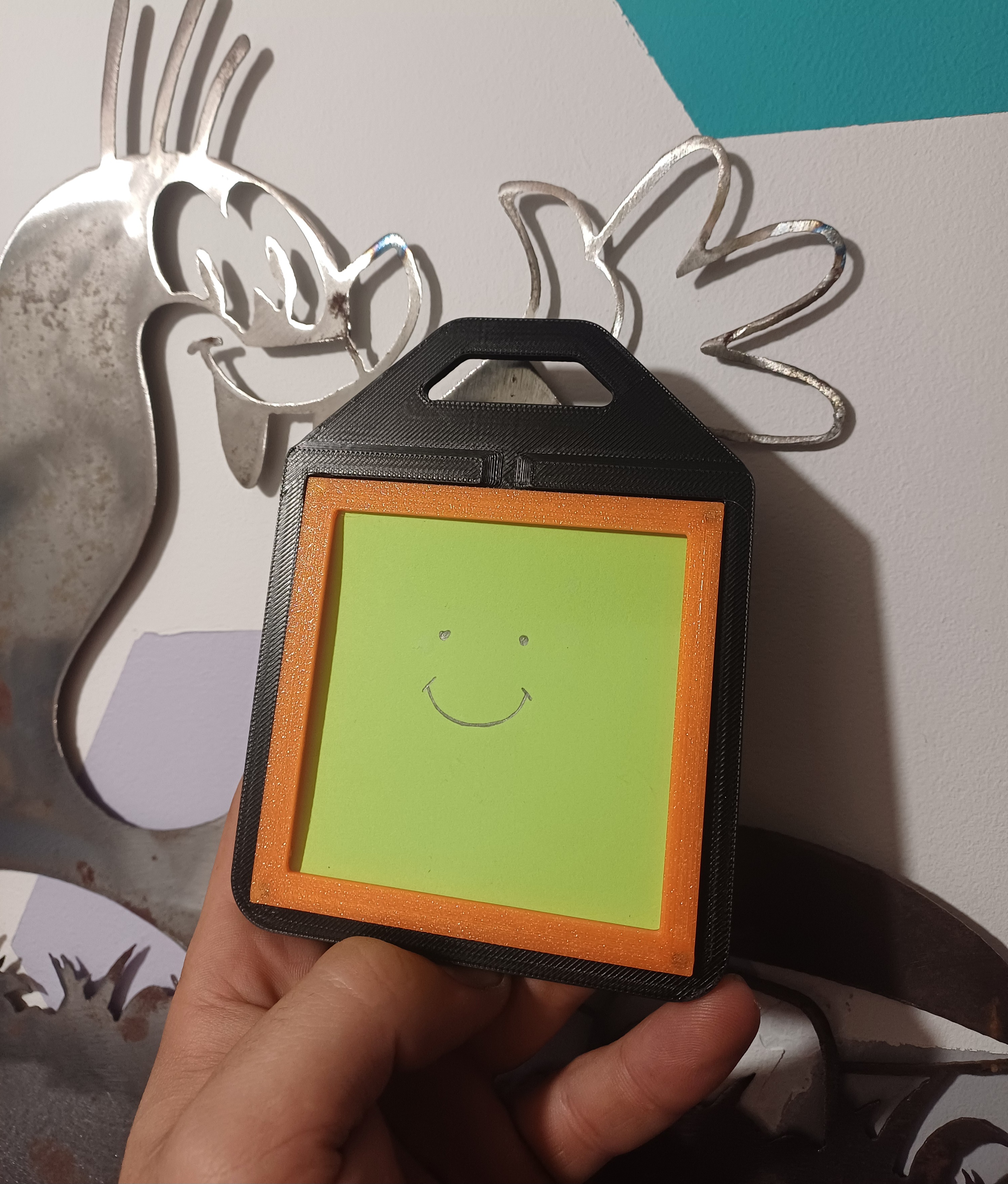 Sticky notes tag / armored note case