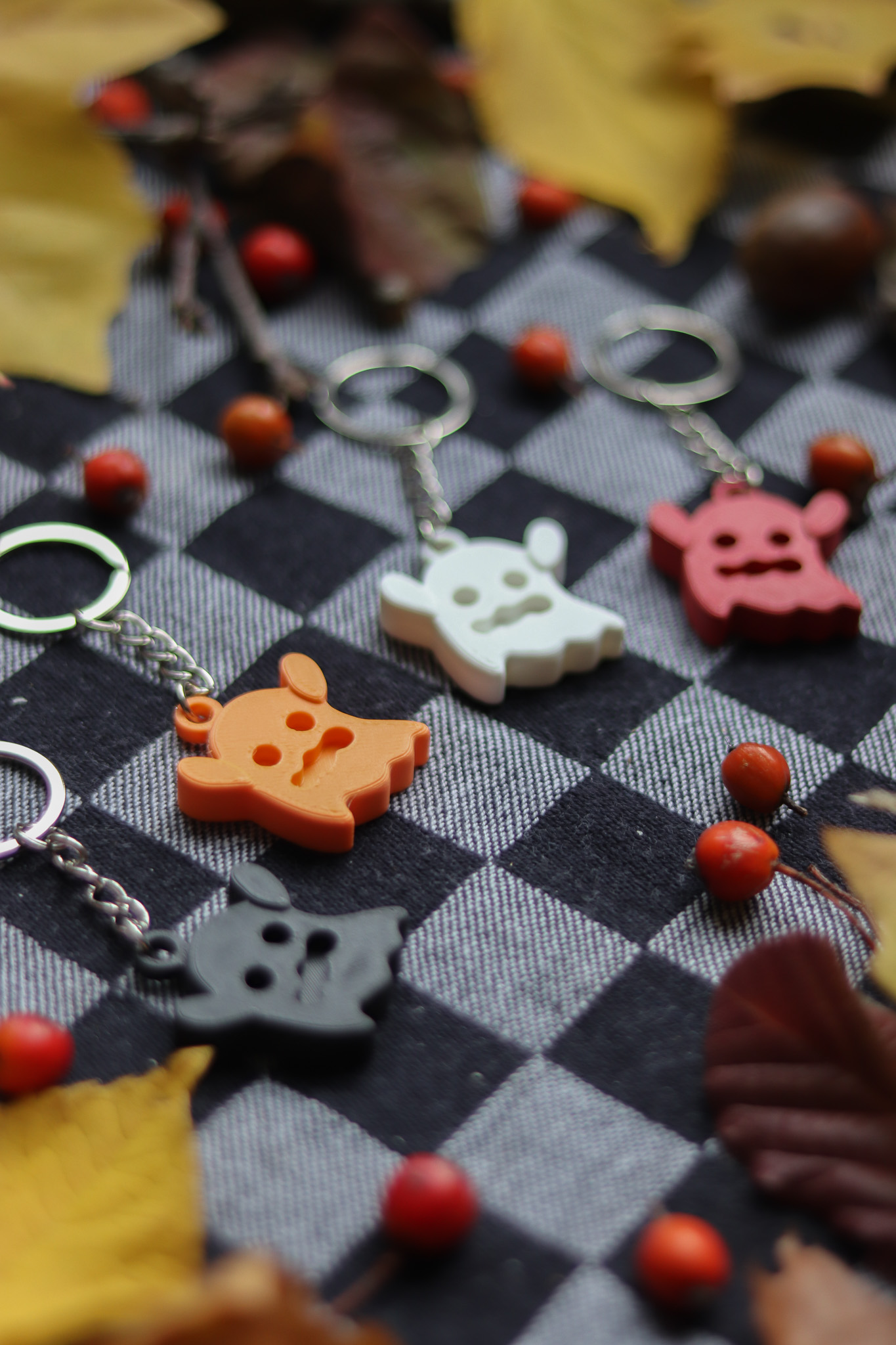 Fall 3d Keychains Suprised Ghost Keychain | Autumn Series | Halloween by Vic - | Download ...