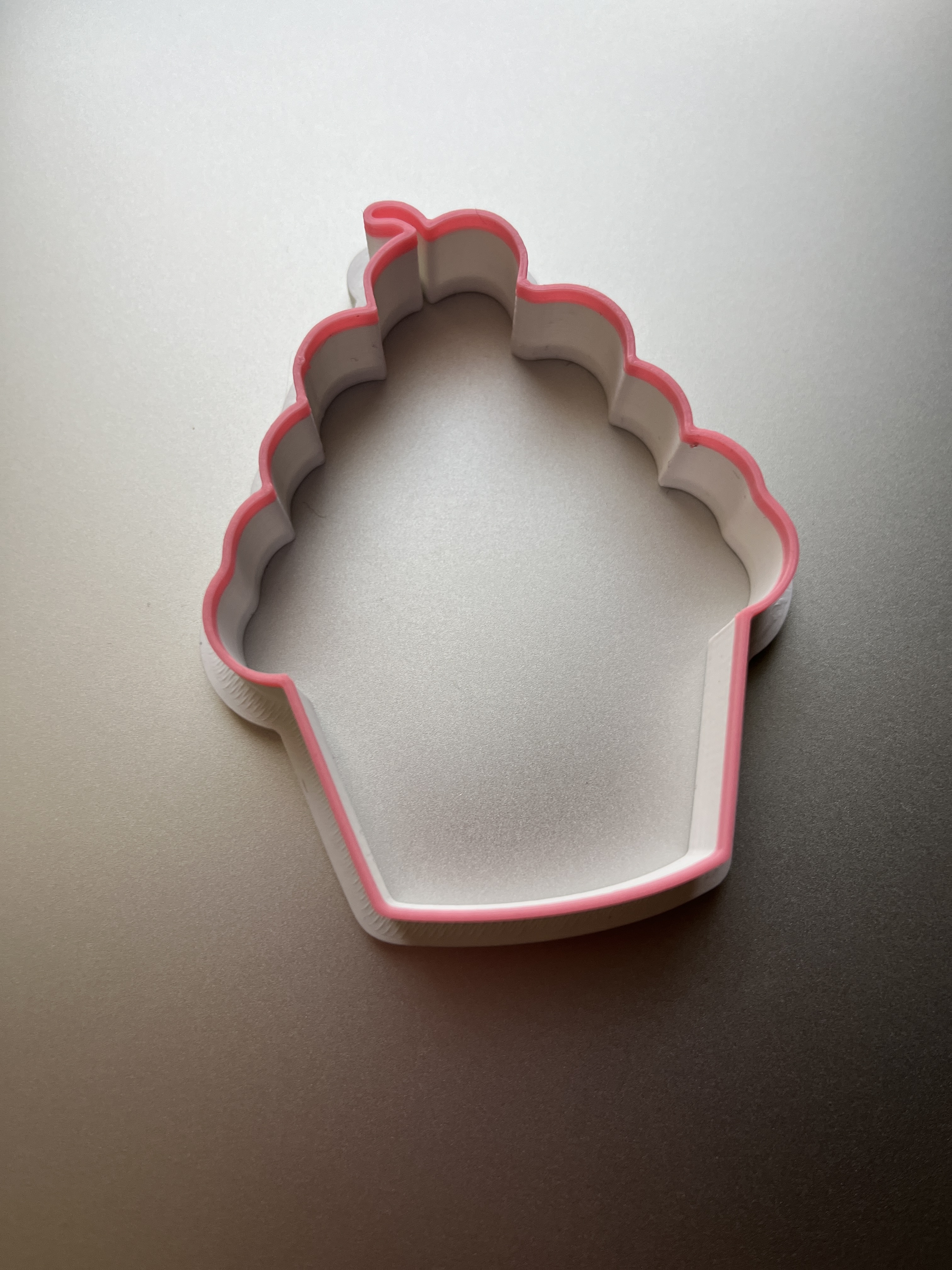 Cupcake cookie cutter