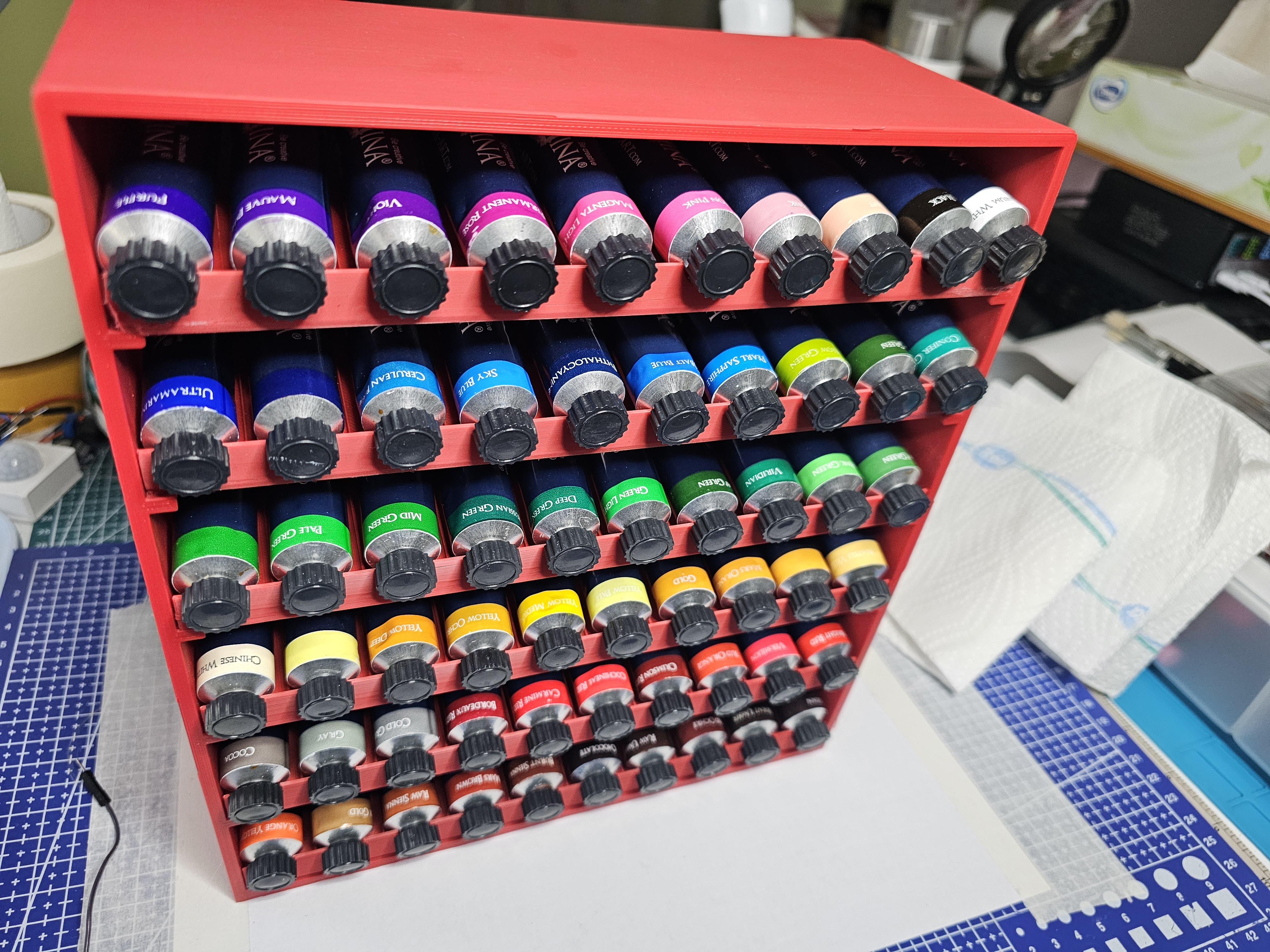 Parametric Paint Tube organizer