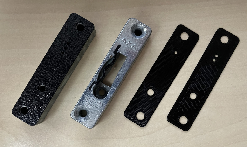 AXA 3320 Window fastener spacer