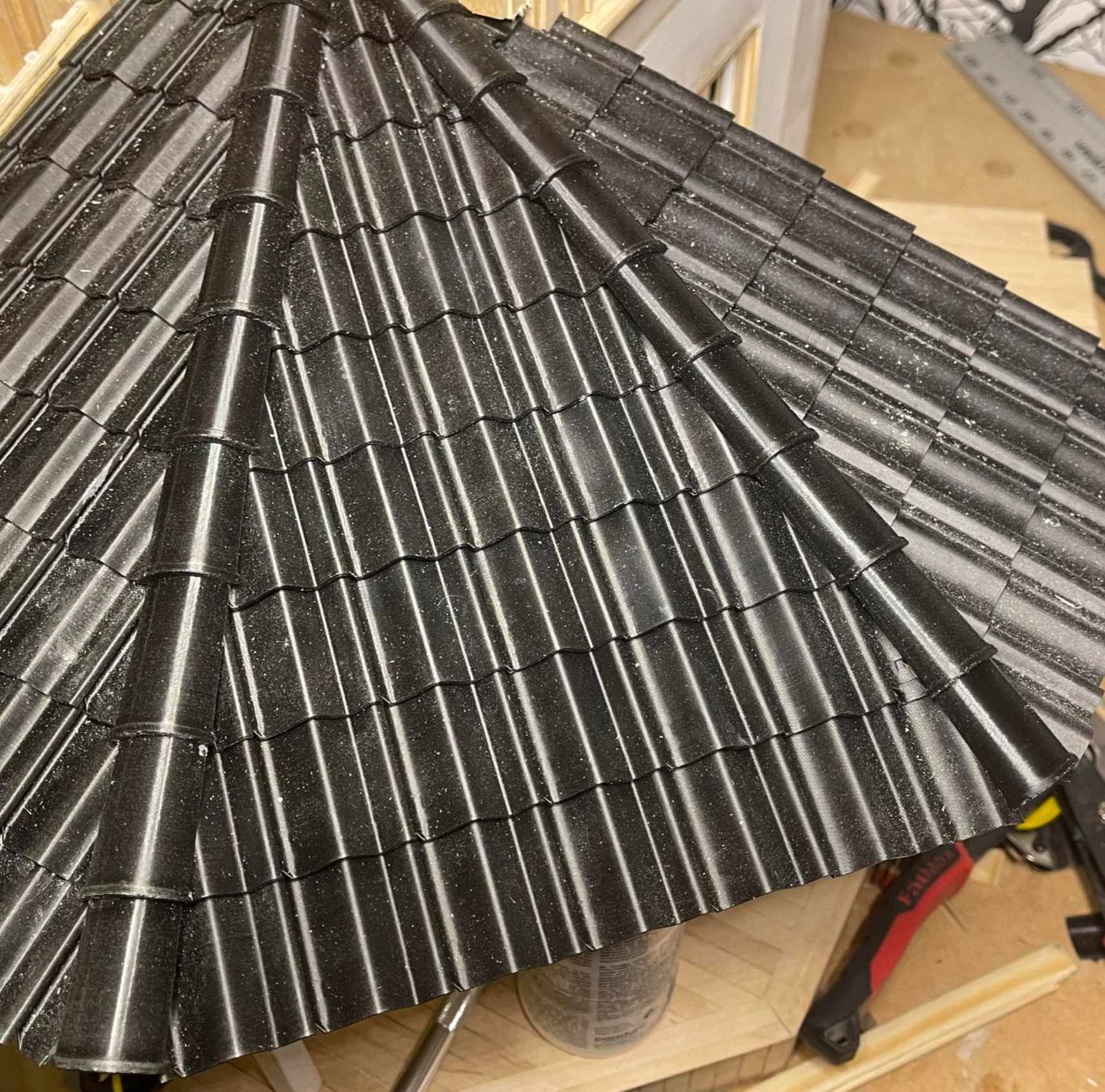 Roofing tiles