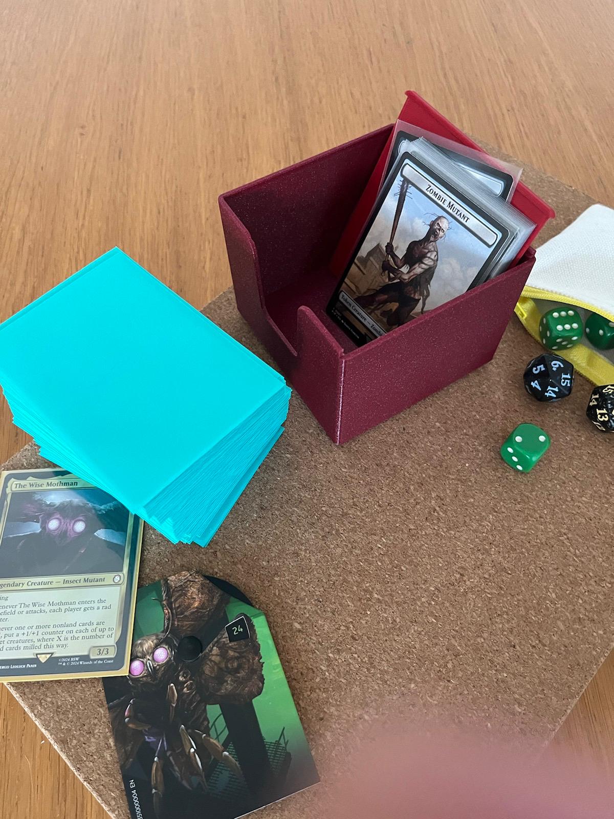 MAGIC TCG Deck Box 100 — thumbnail 2