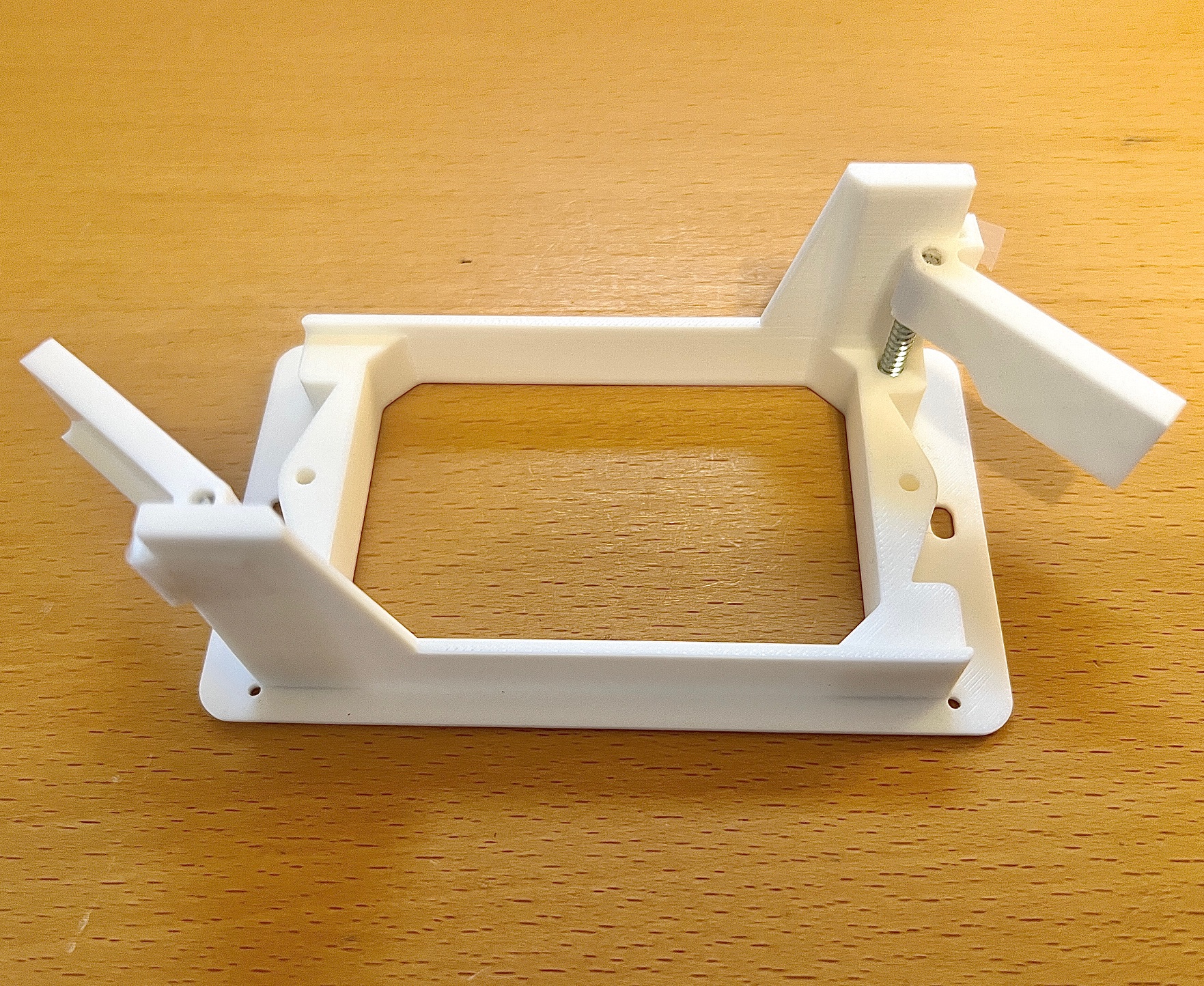 Outlet Box/Bracket - 1 Gang, Low Voltage, Open Back