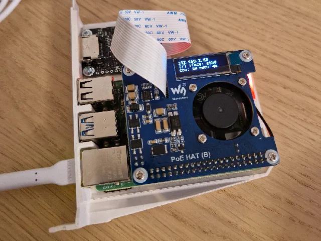Bracket PCIe PiKVM reinforced