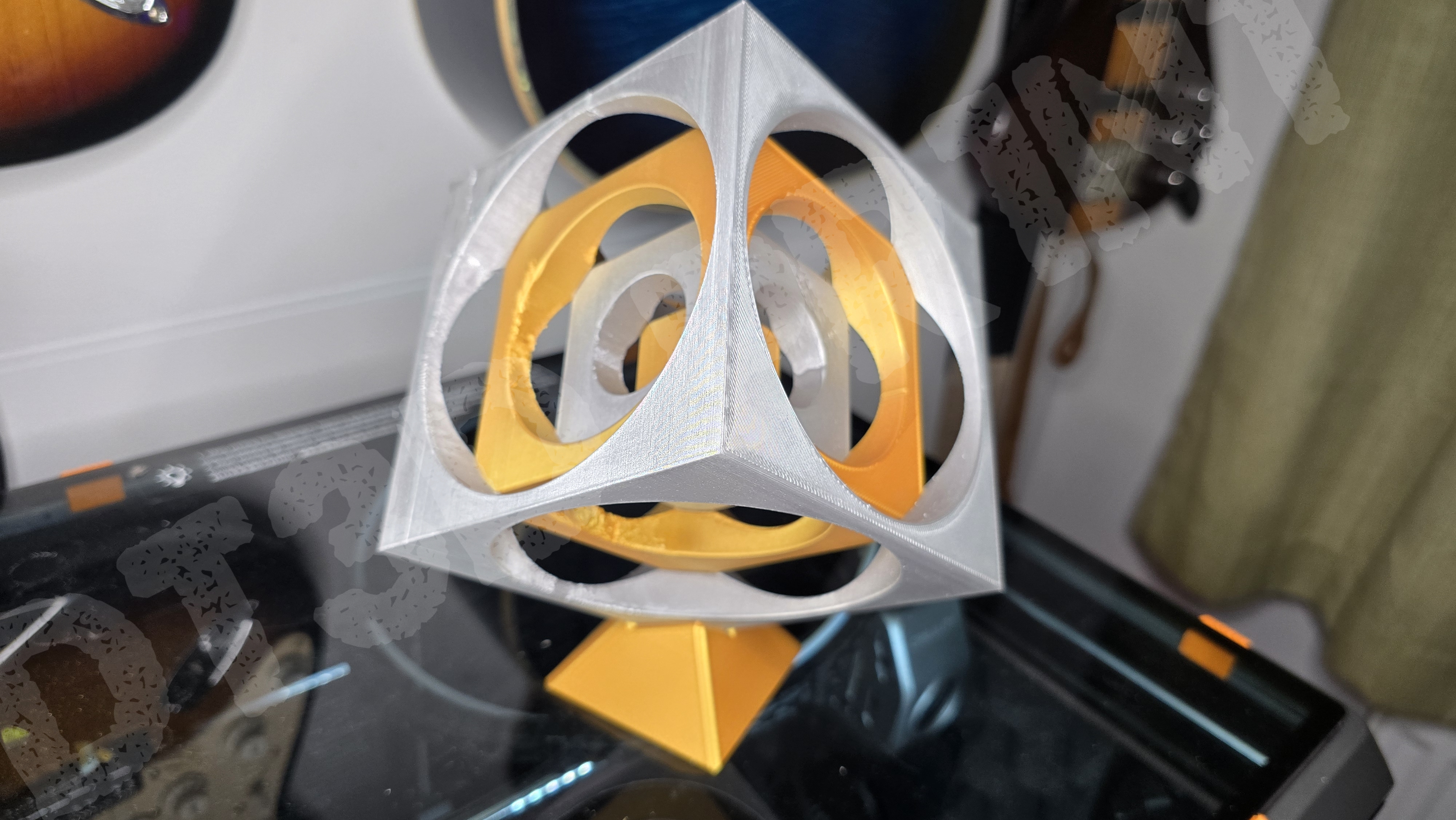 ENGINEERS TURNERS CUBE SCULPTURE