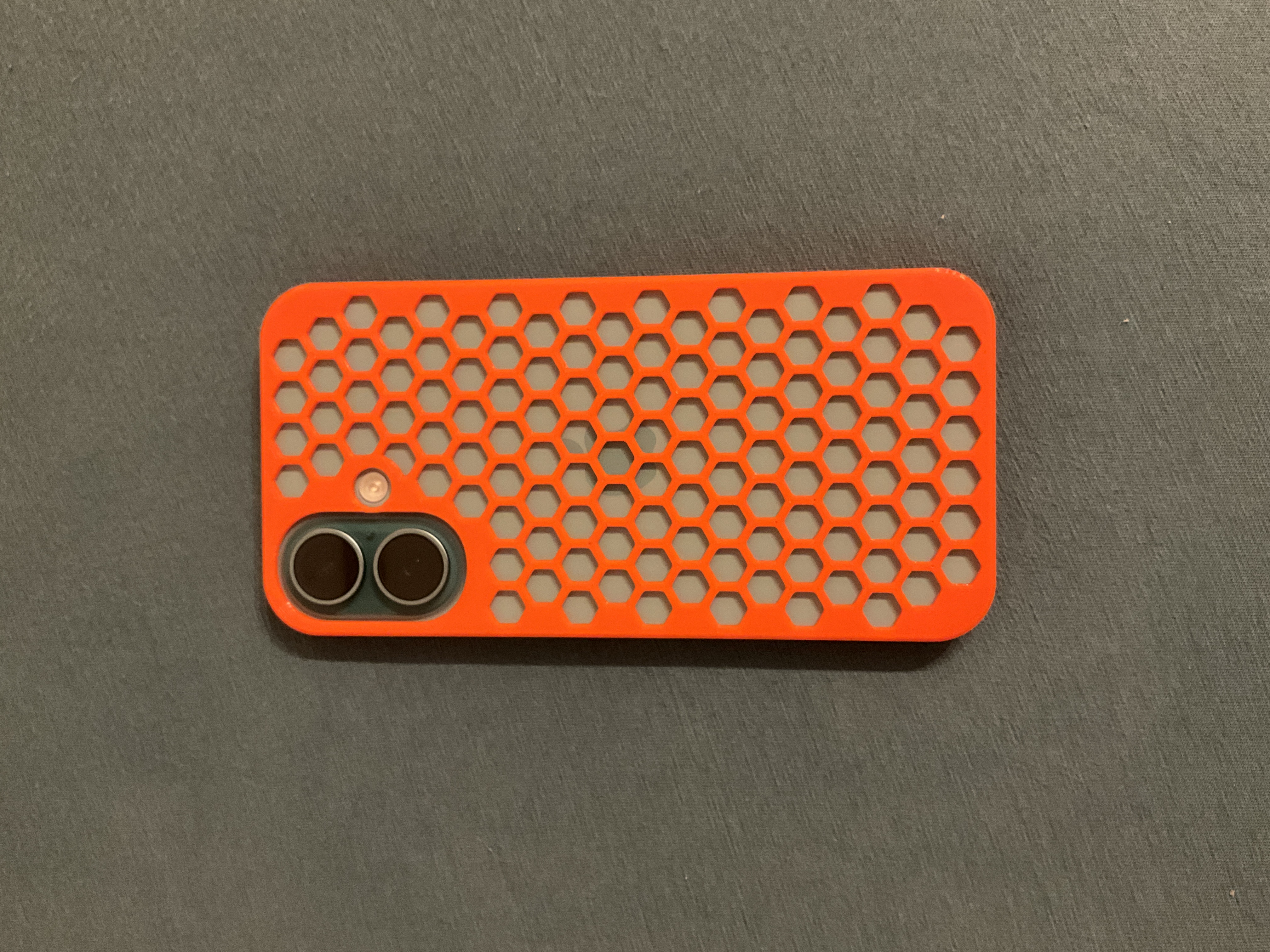 Miniatura 4 do modelo 3D iPhone 16 case