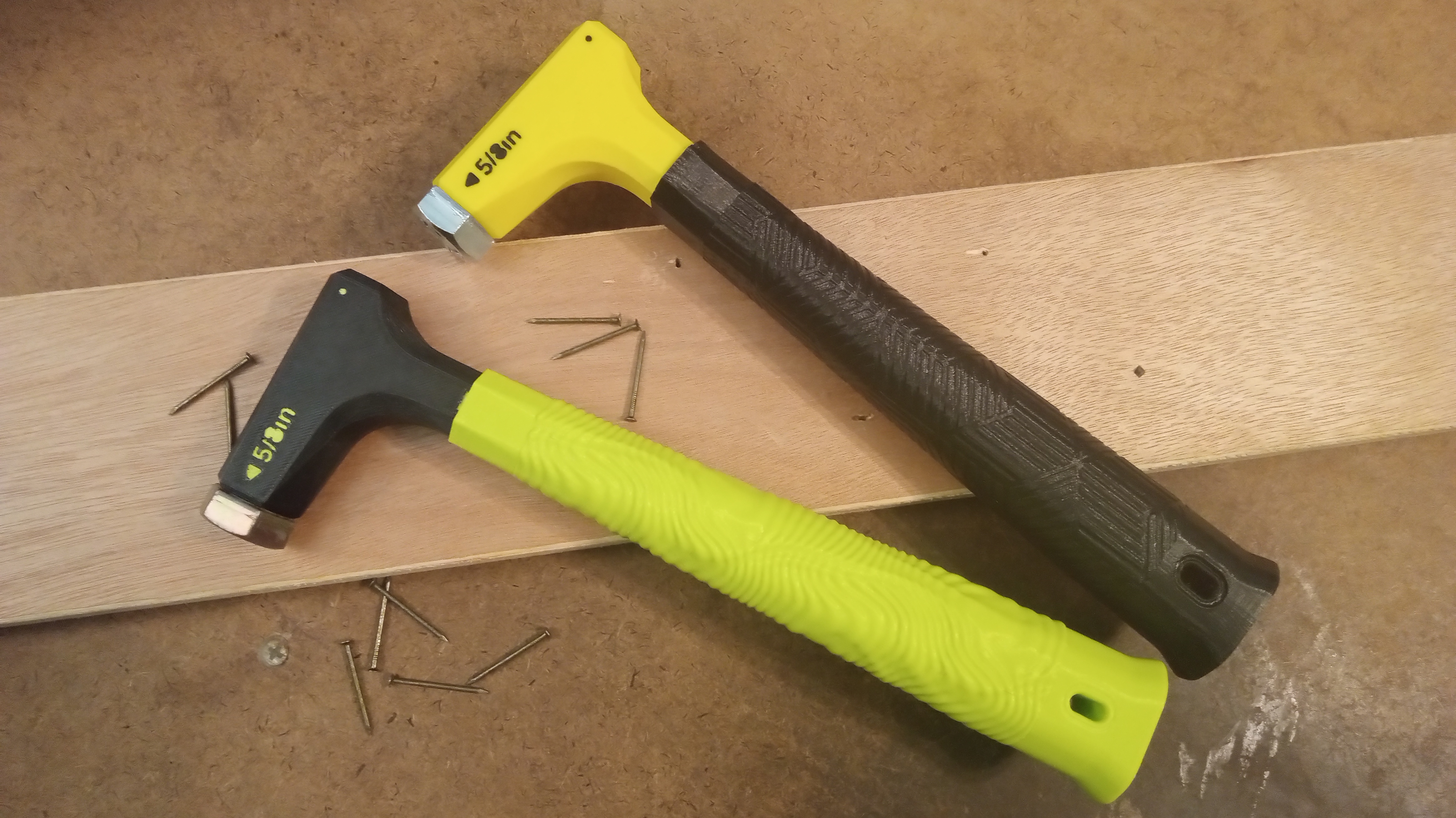 Light Duty Hammer (Metal/3D Bolts, TPU Grips)
