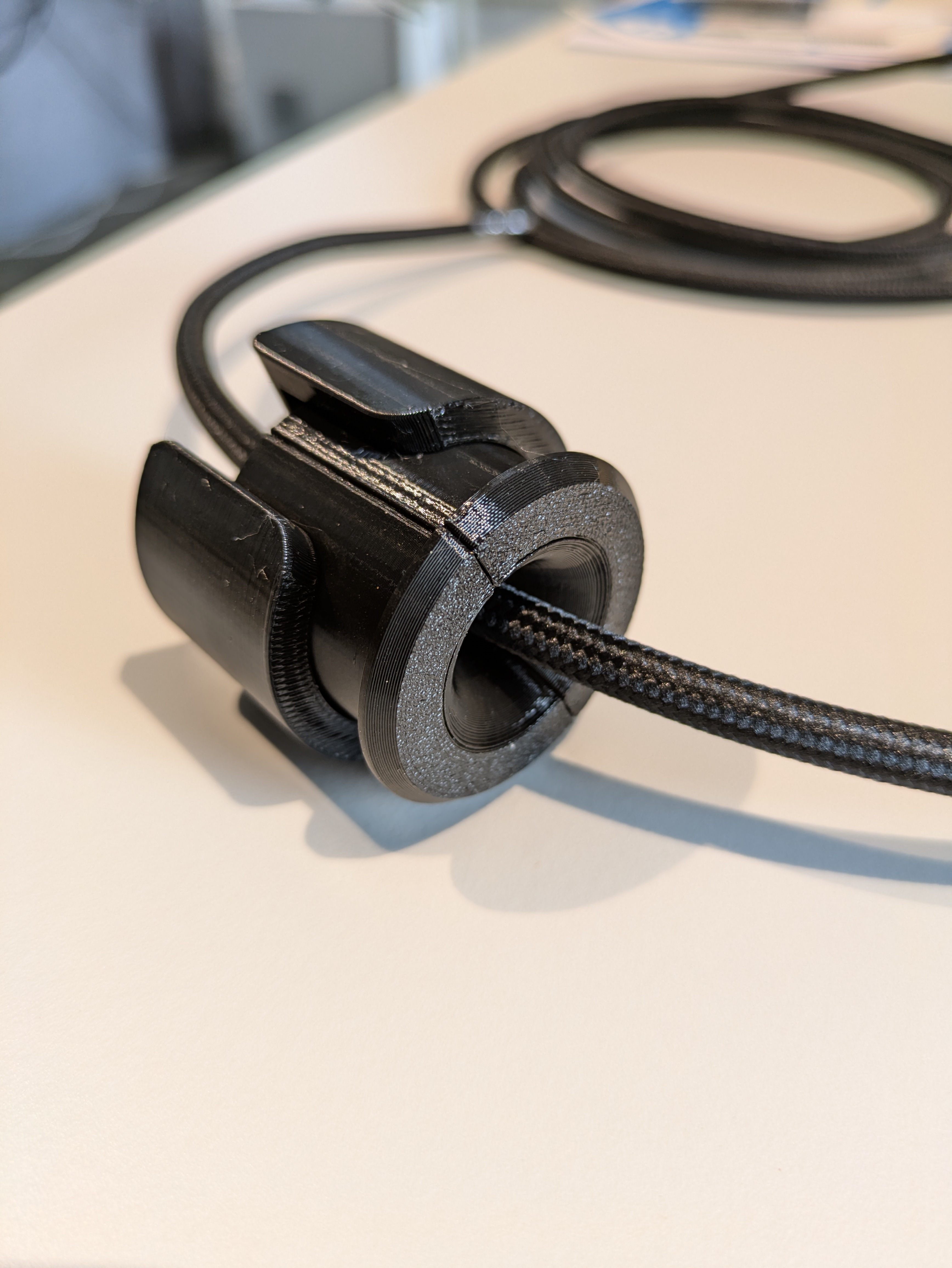 Parametric cable passthrough with strain relief