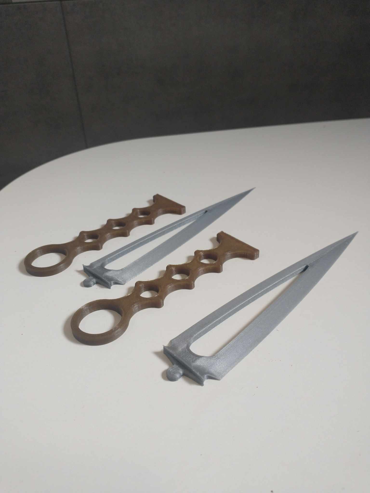 Miniatura 3 do modelo 3D REMIX Skeletonized Dagger by FileForge