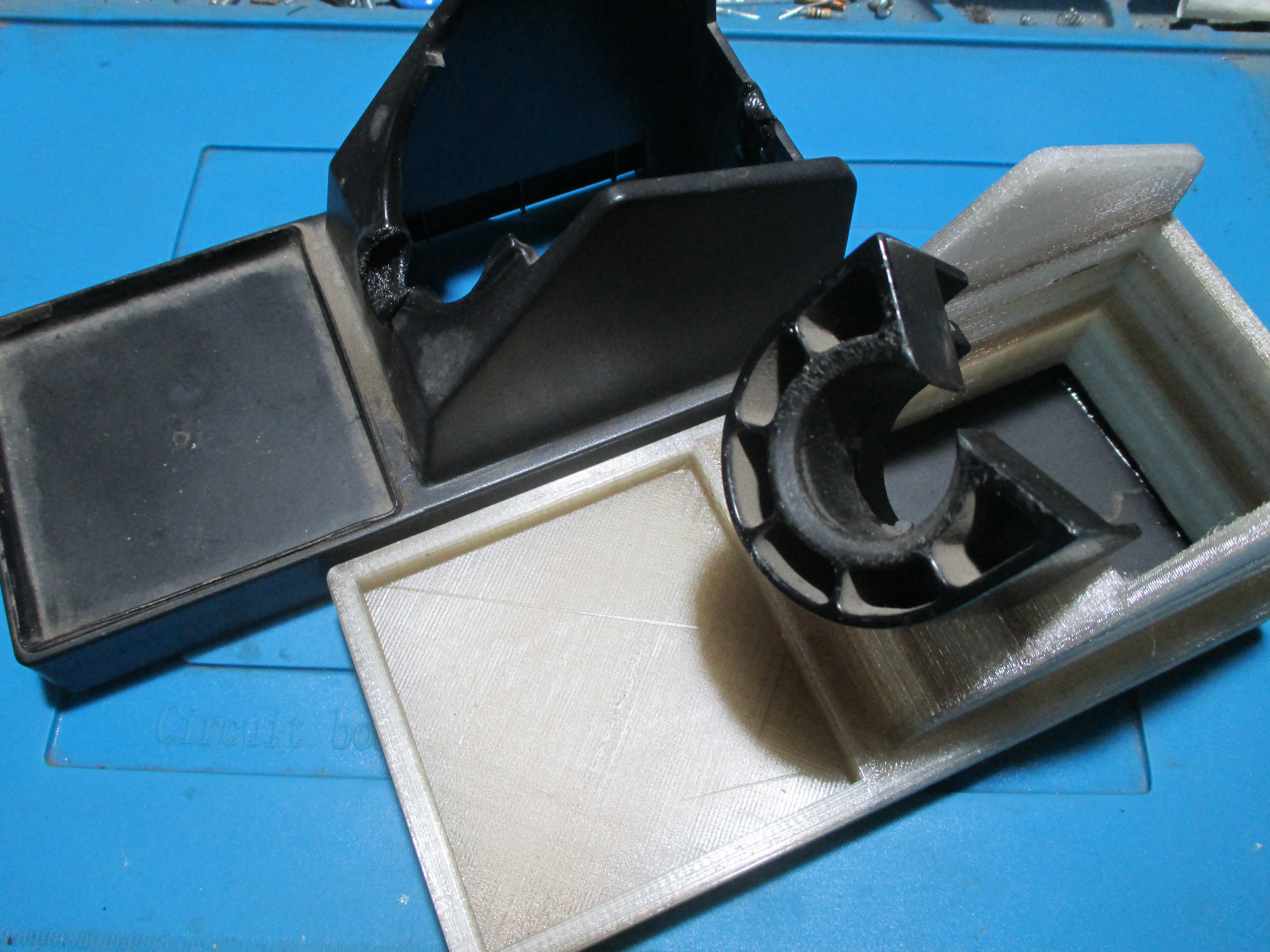 Holder Solder type 852D+ by The_Zar Download free STL model