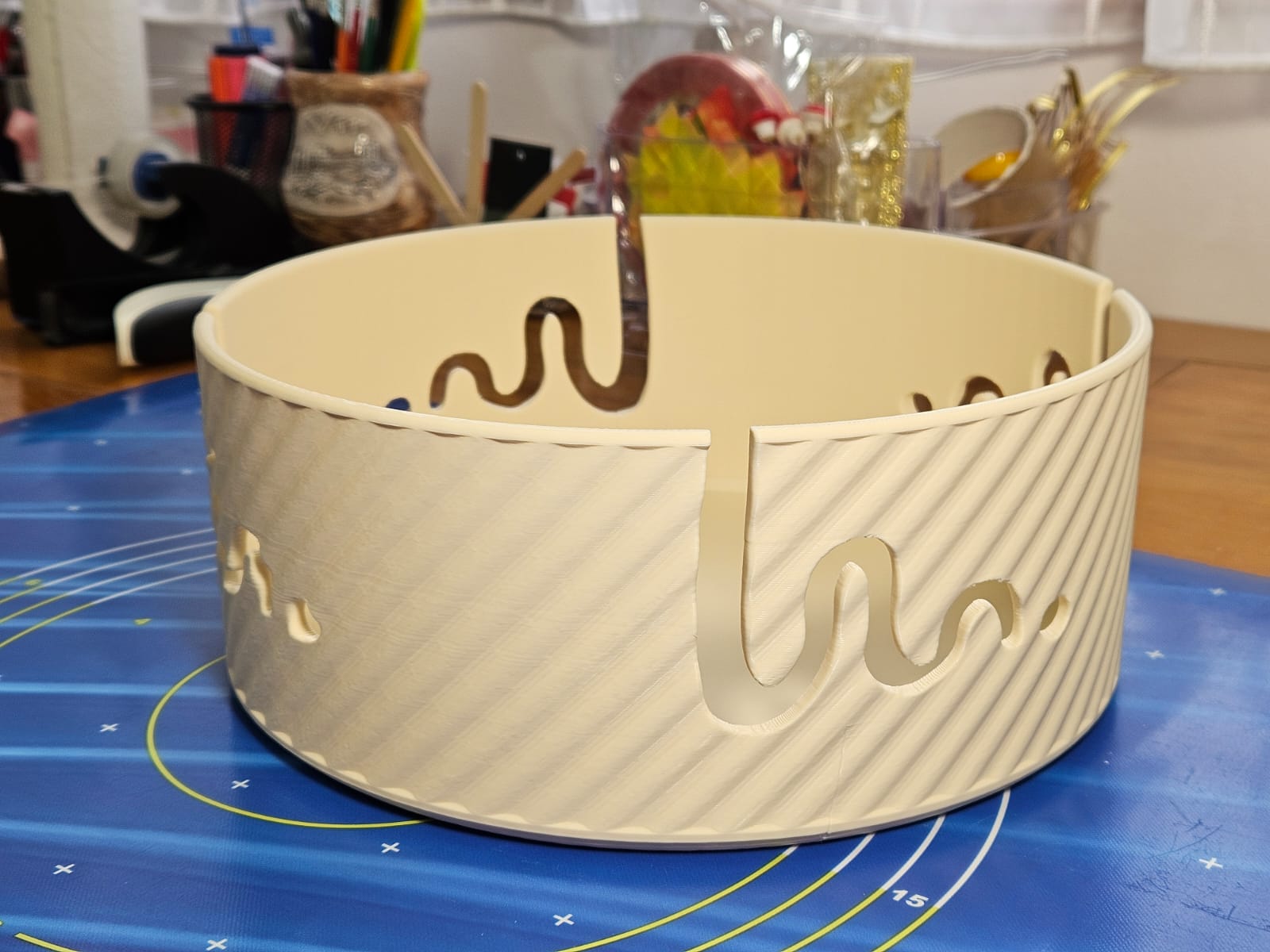 Wool Holder Bowl by GemoGens Download free STL model