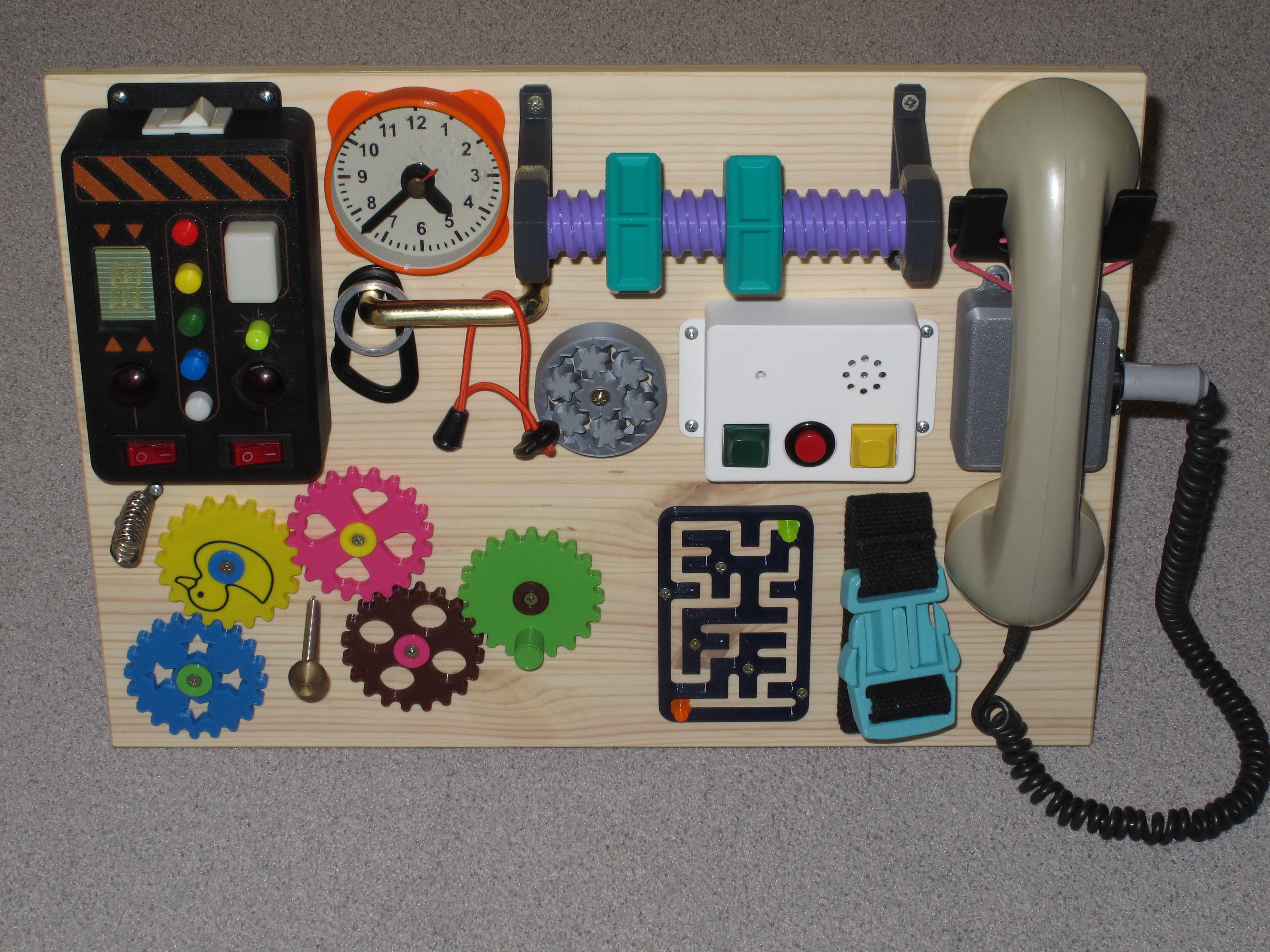 Working Clock for Busy Board — thumbnail 4