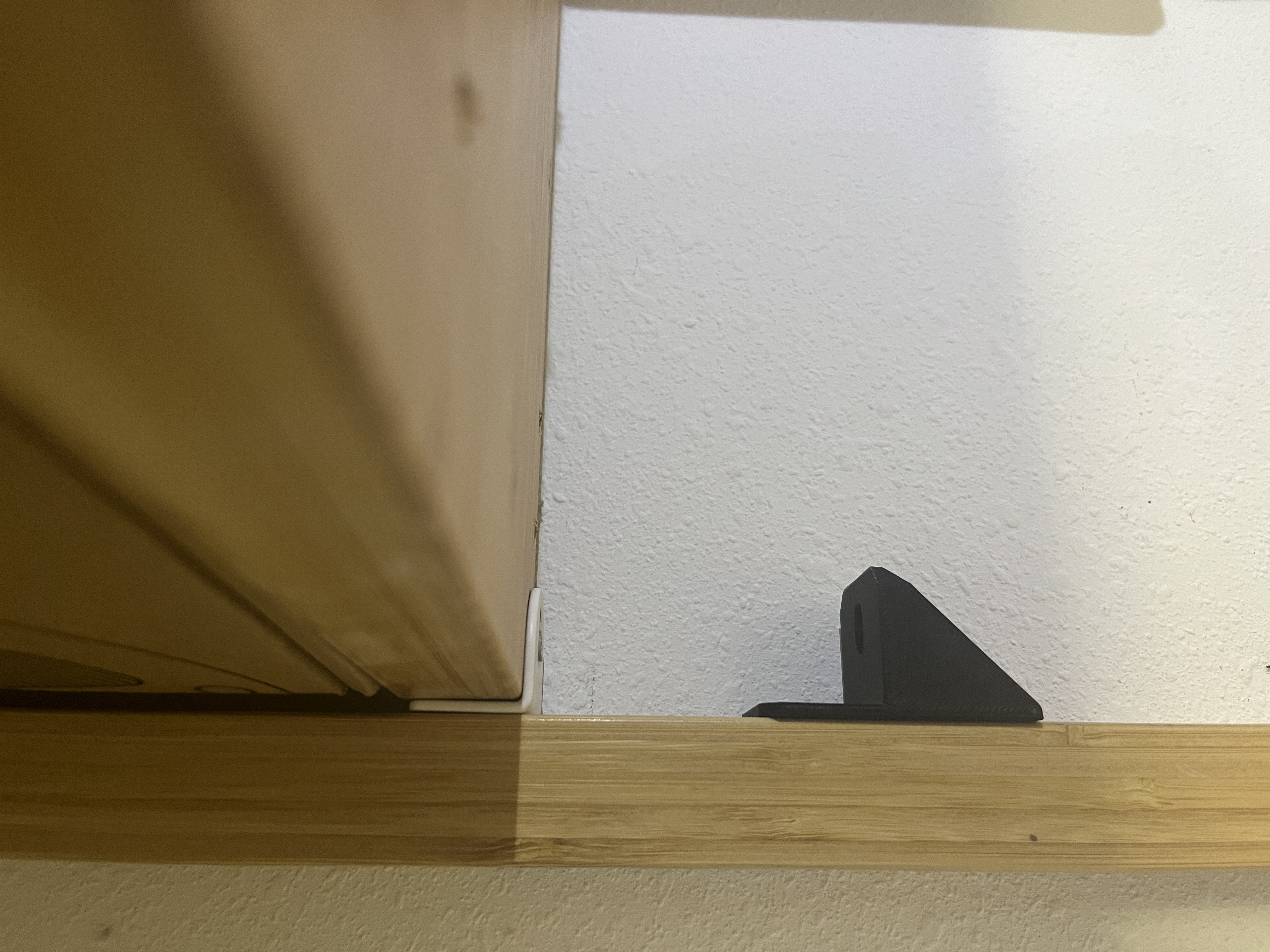 Ikea Svalnas Shelf Bracket Bomber — thumbnail 2