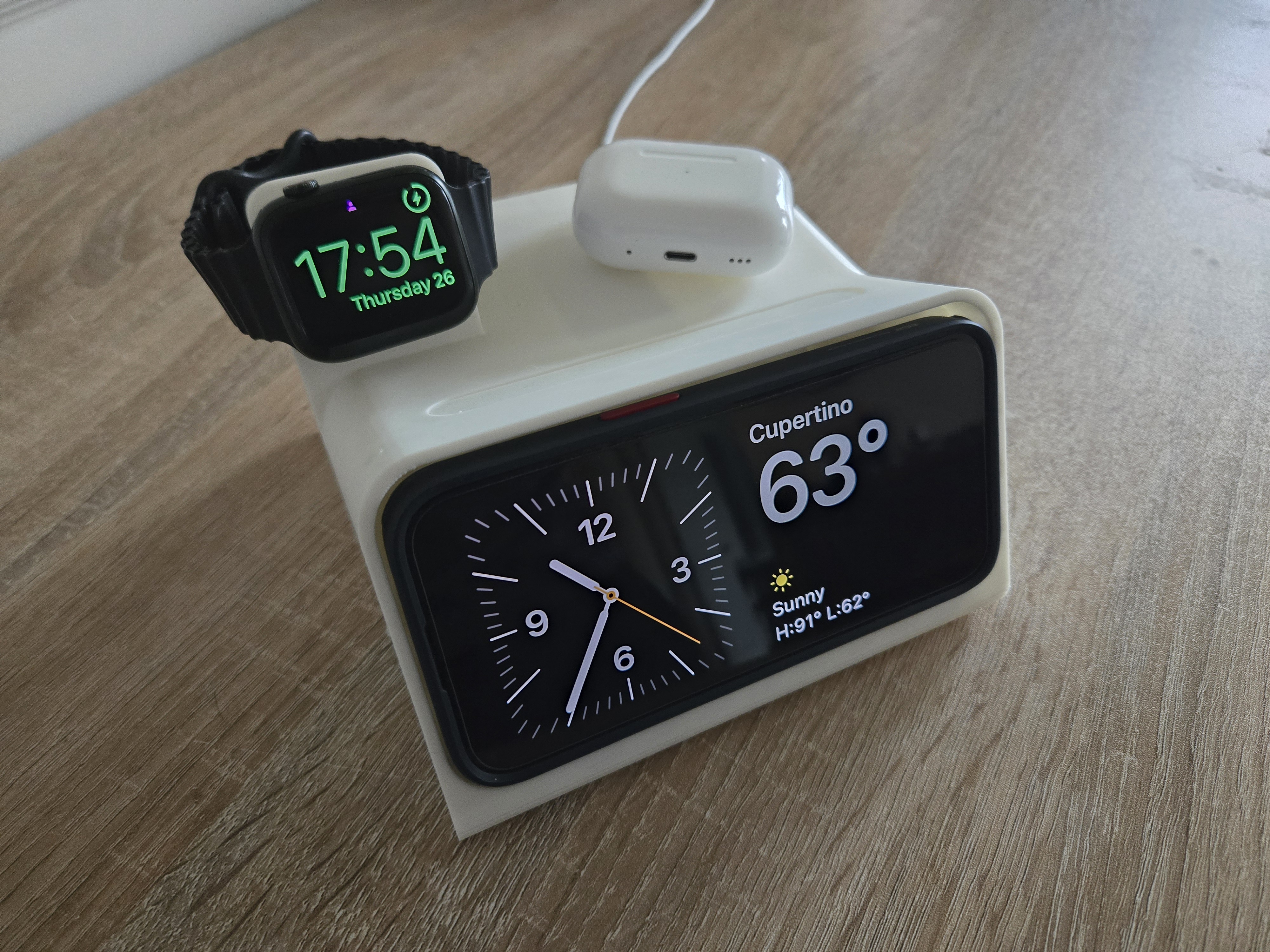 Case-Friendly iPhone Standby Dock with Watch Charger!