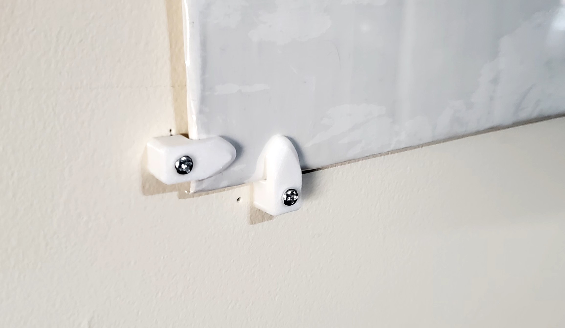 Wall Mounting Retention Tabs (for Boards, Mirrors, etc.)