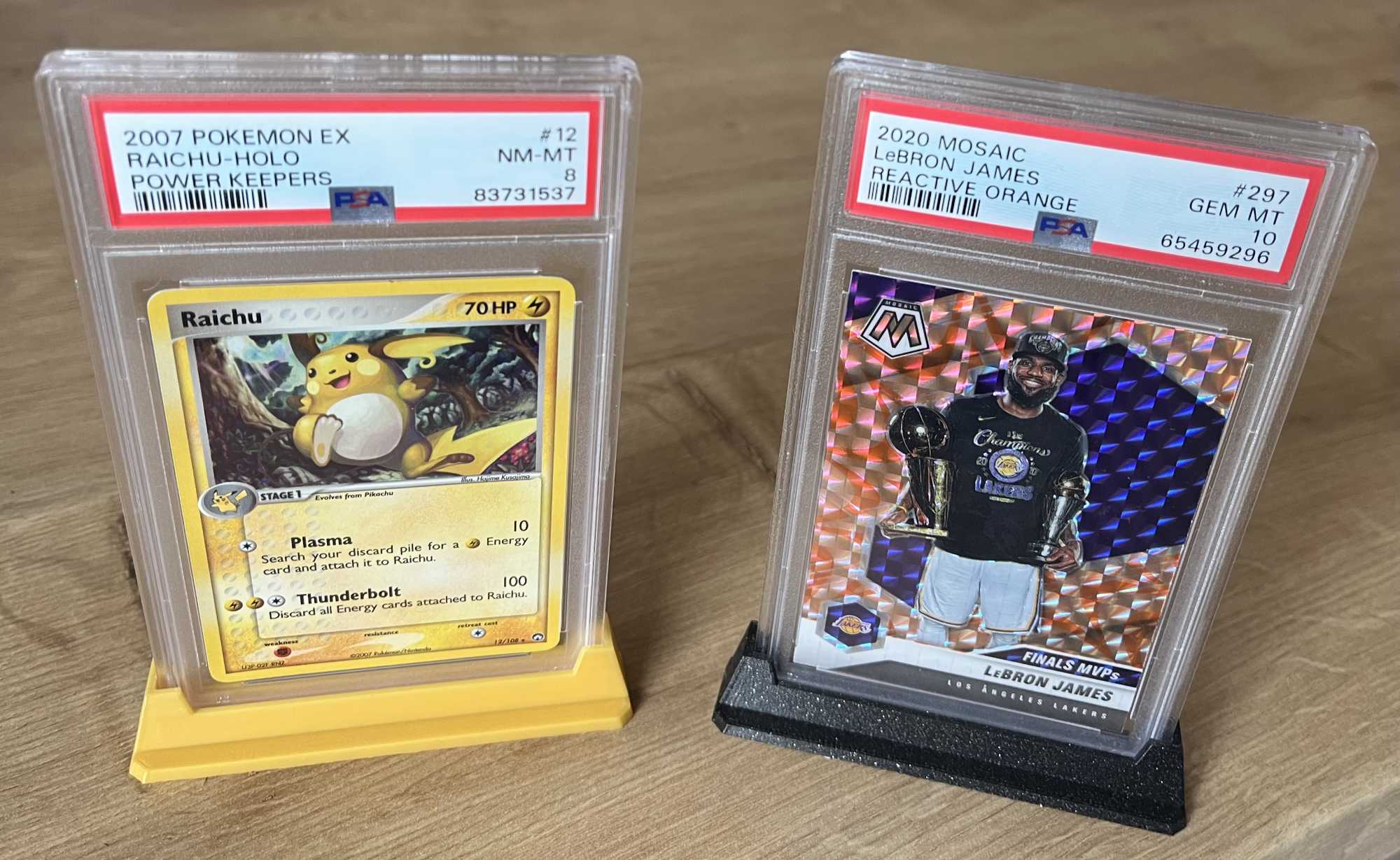 TCG PSA graded cards stand