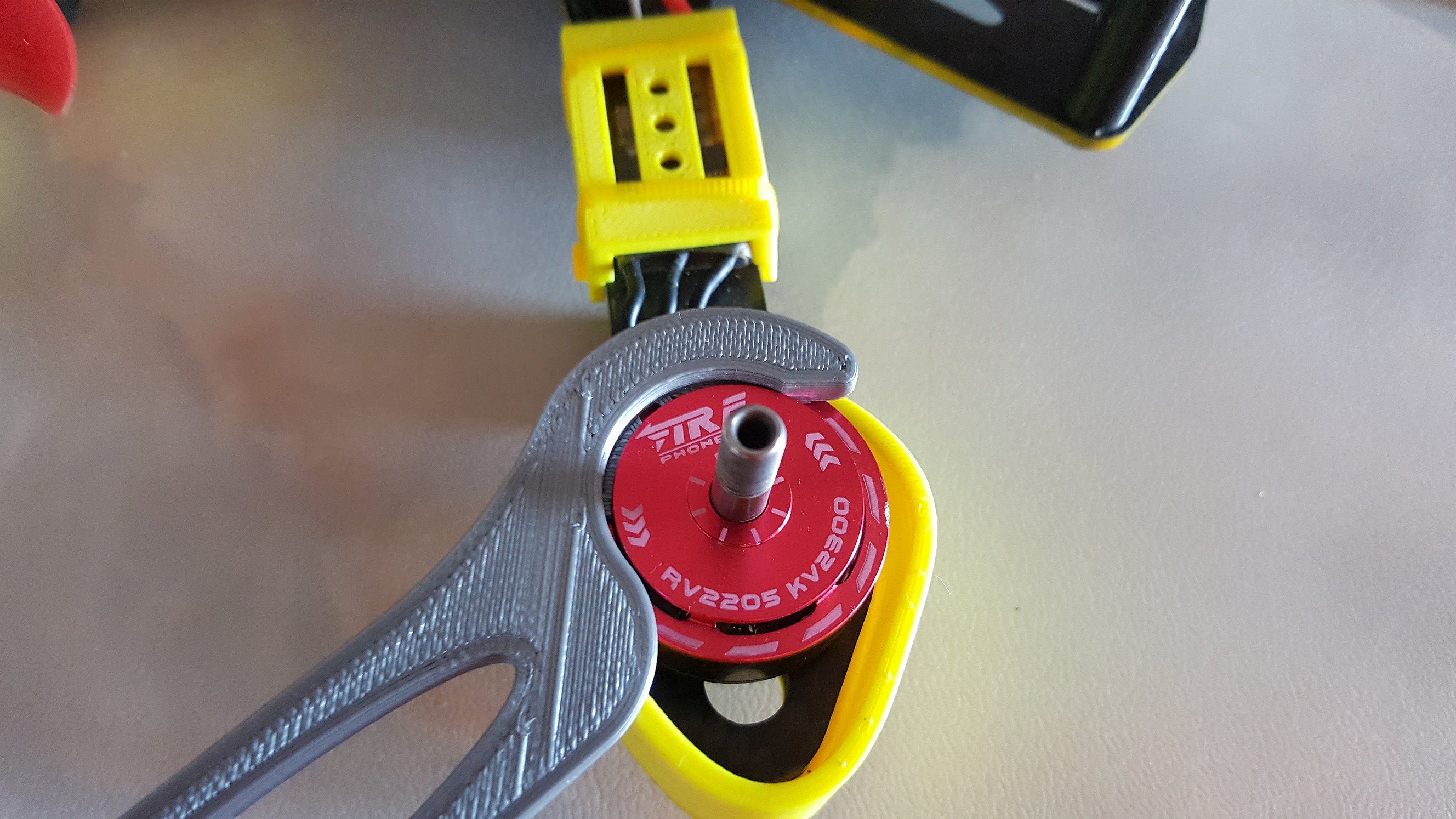 AokFly R-vector (Fire Phoenix) 2205 wrench