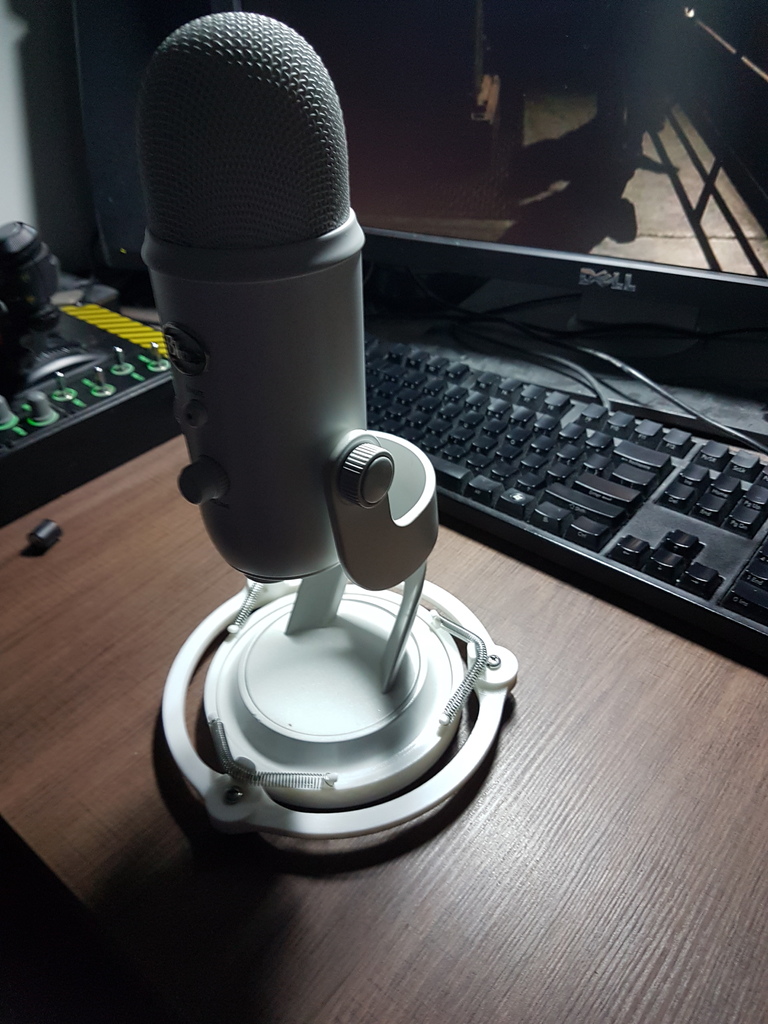 Microphone anti-shock stand