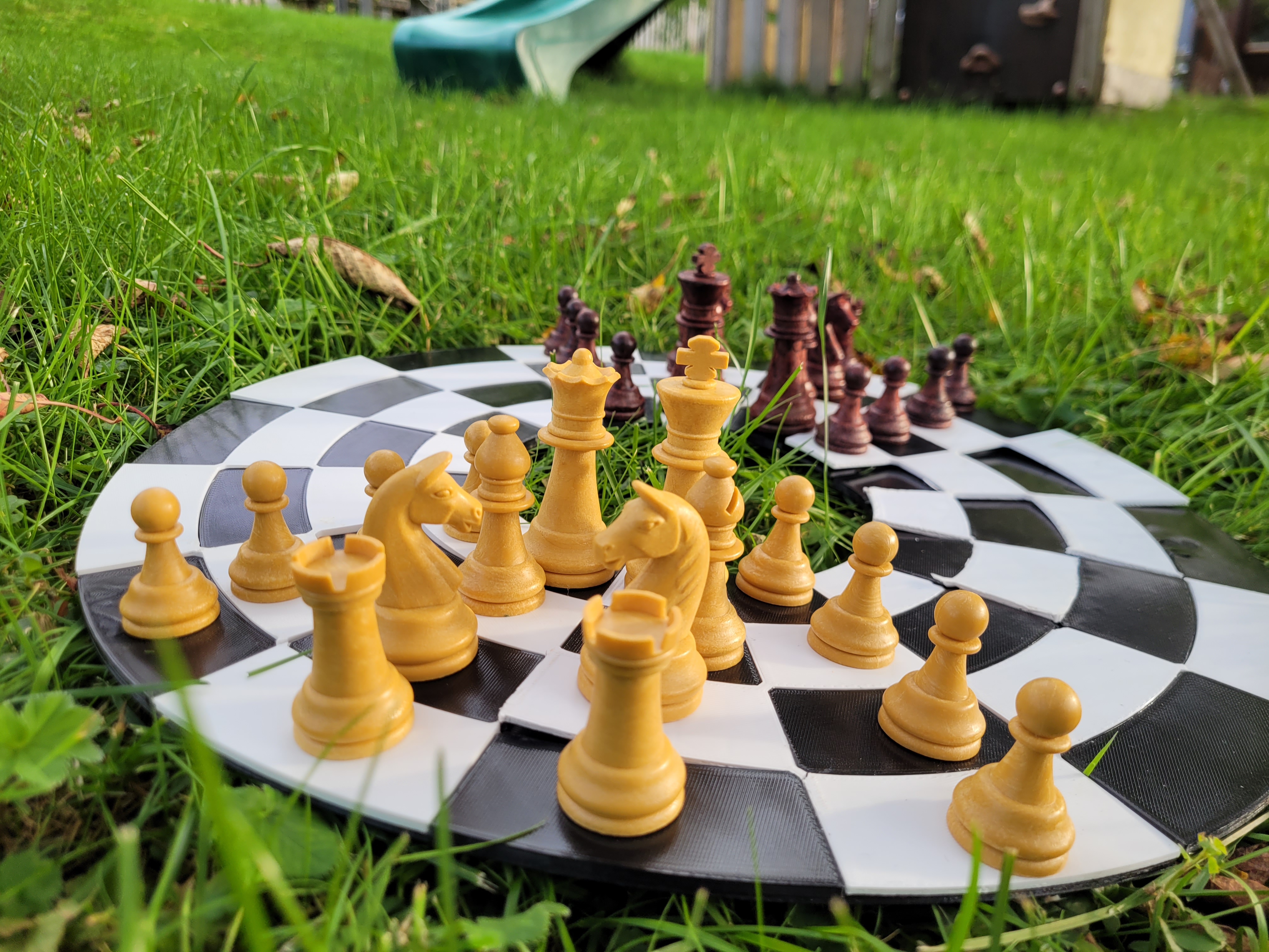 Circular chess (No AMS, MMU or Glue needed!)