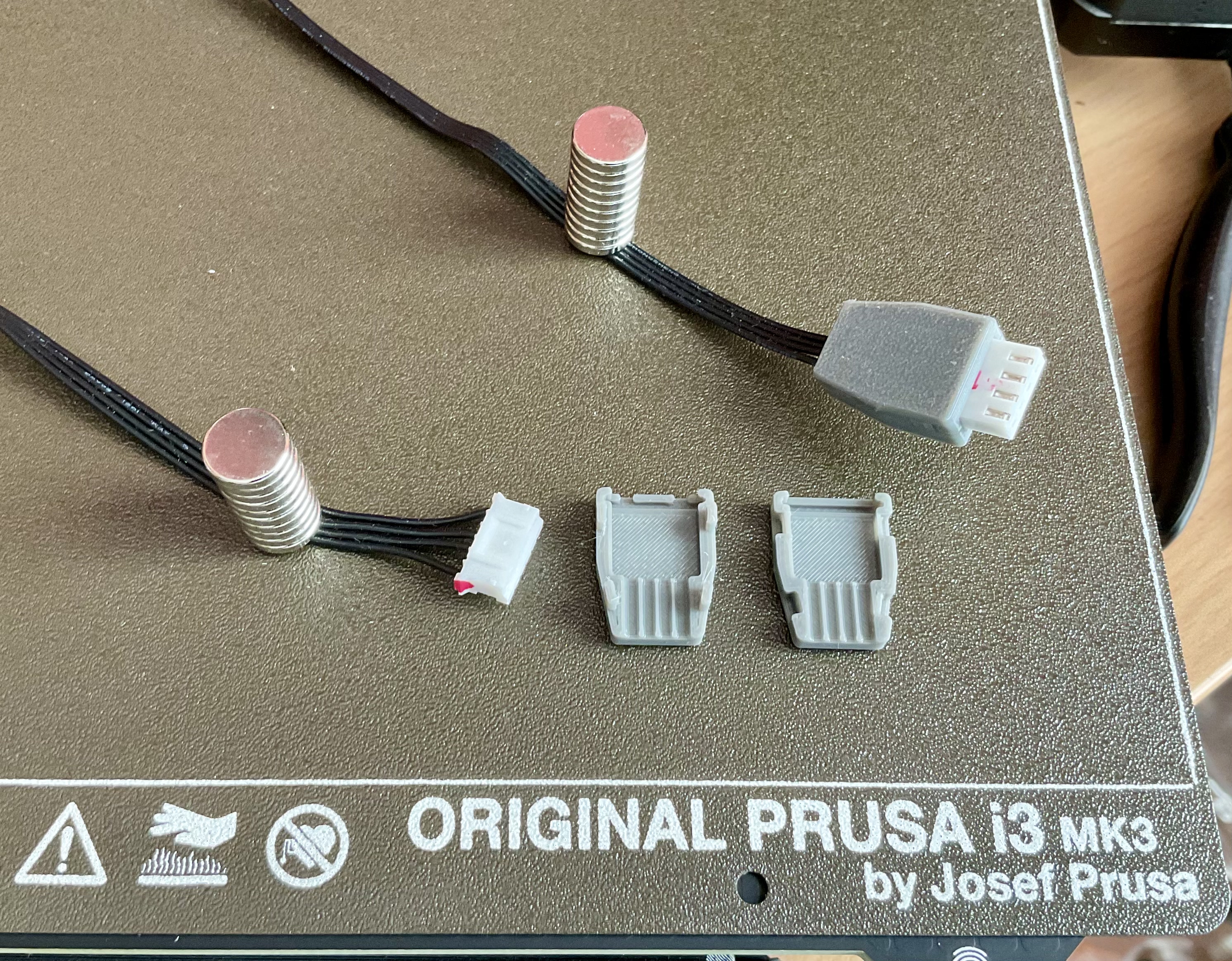 JST Connector Cover, 4-pin and 6-pin with indicators.