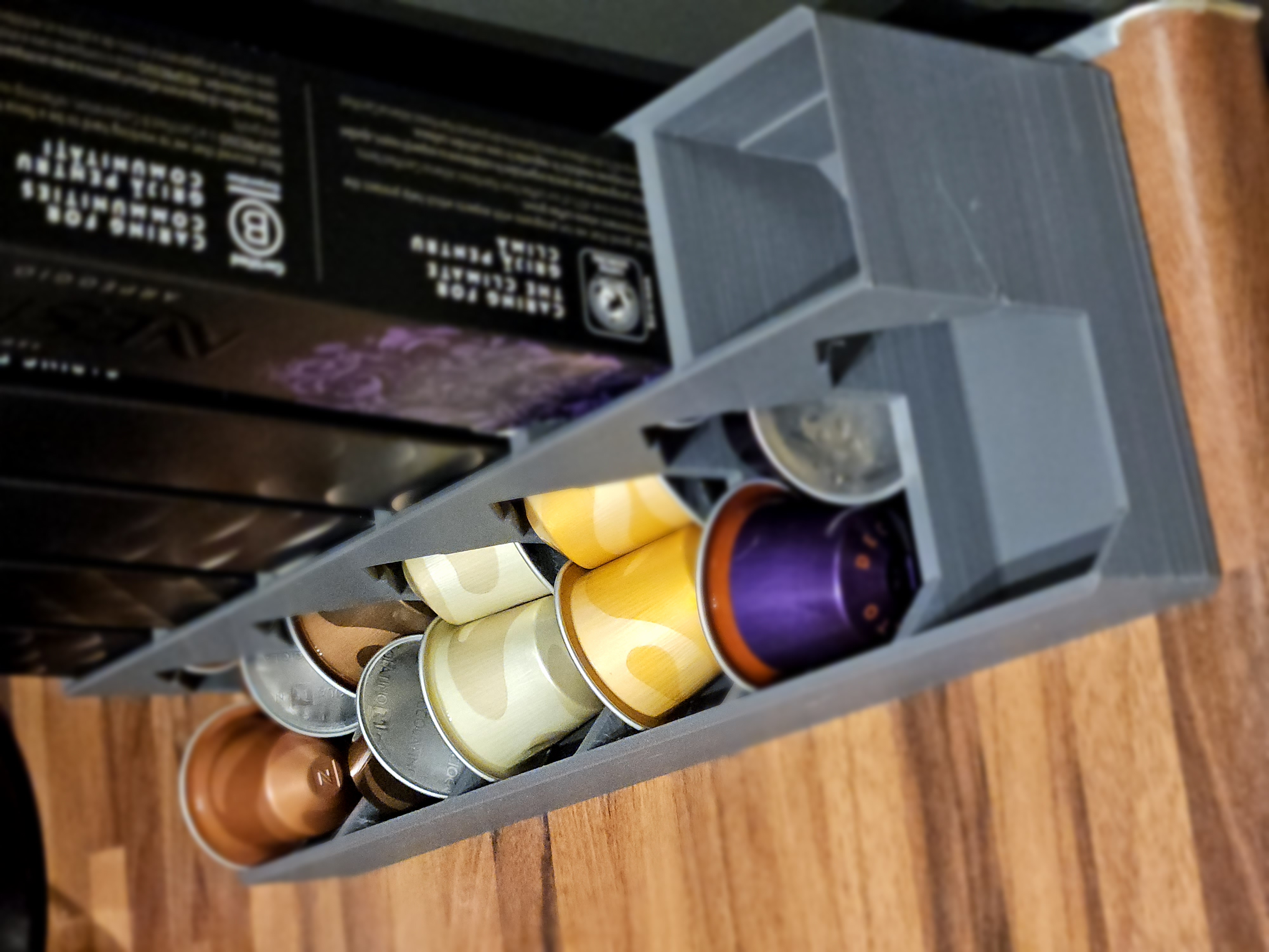 Nespresso capsule dispenser, 6 aromas