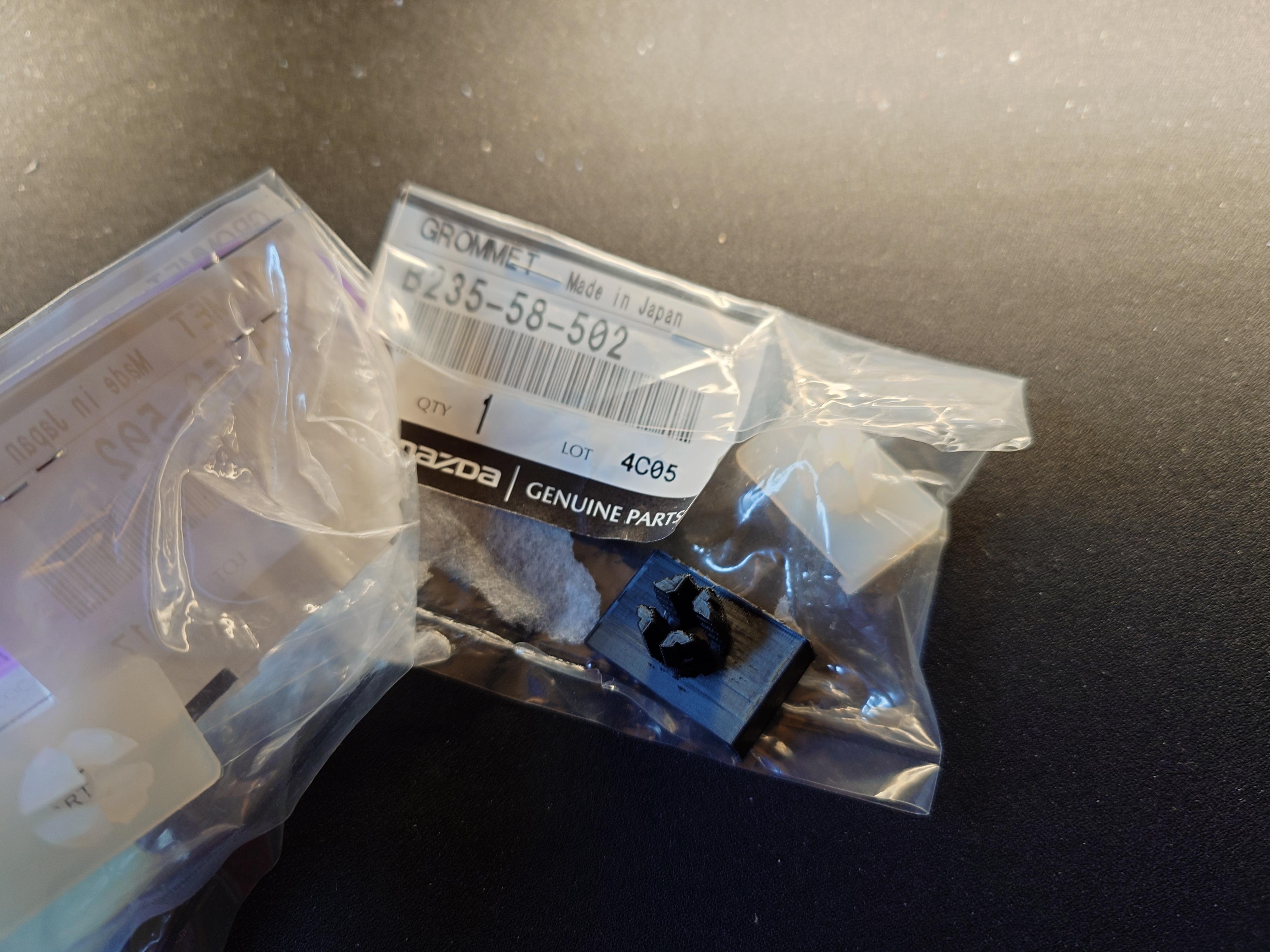 B235-58-502 Grommet for Mazda Miata MX-5 / Eunos Roadster (NA & NB)